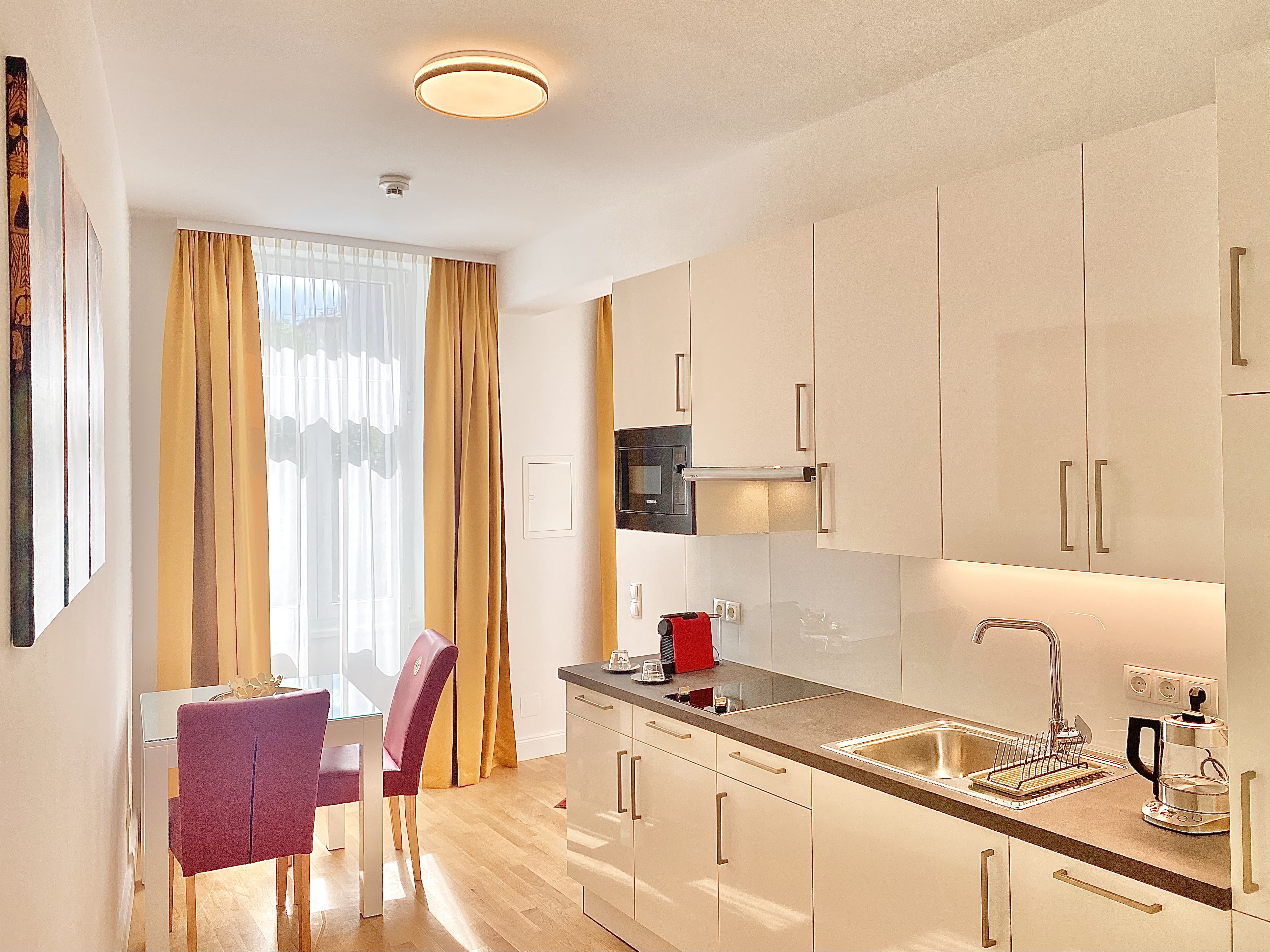 Steiner Residences Reumannplatz Apartments