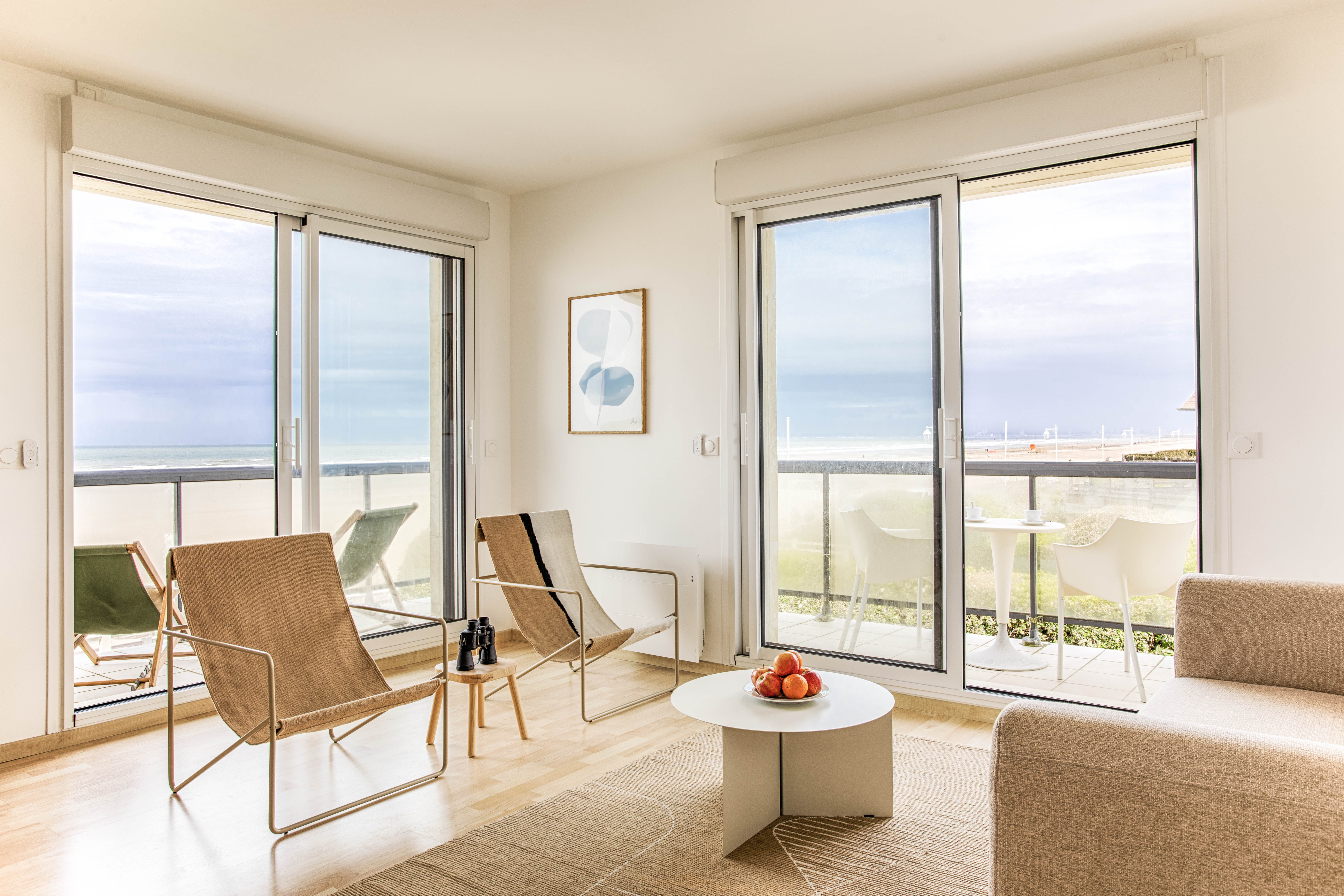 Direct Beach Front and Stunning Ocean Views