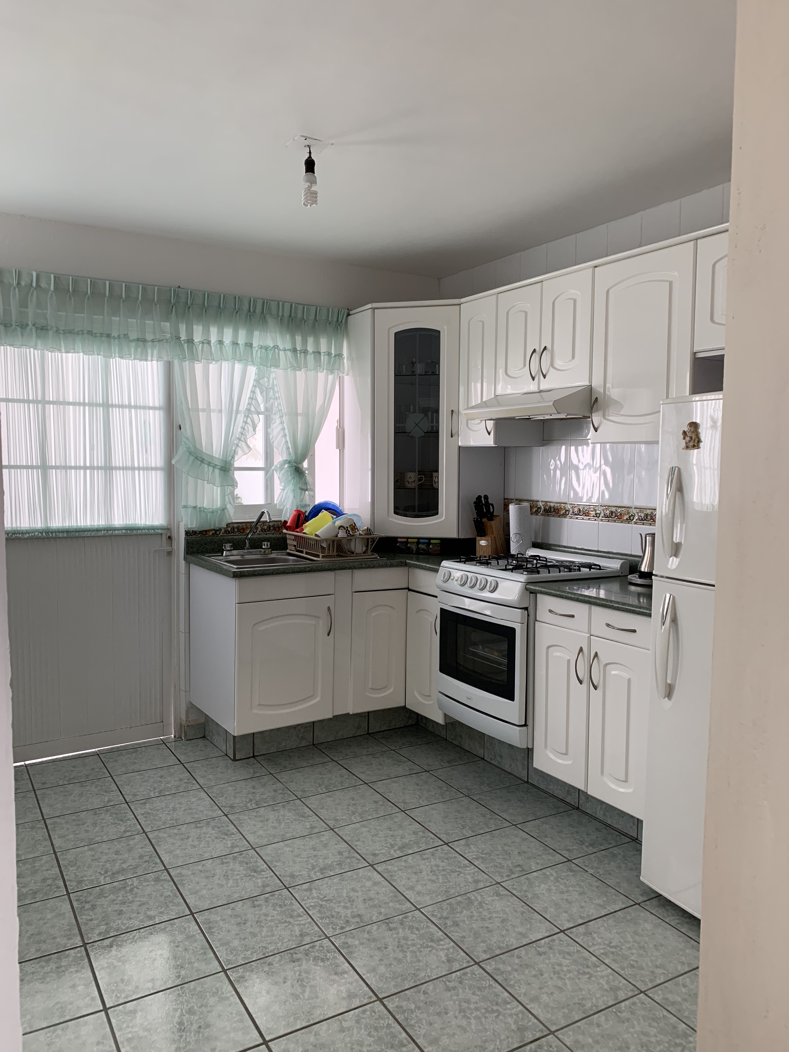 Nice complete house in Mirador San Isidro Houses for Rent in Zapopan