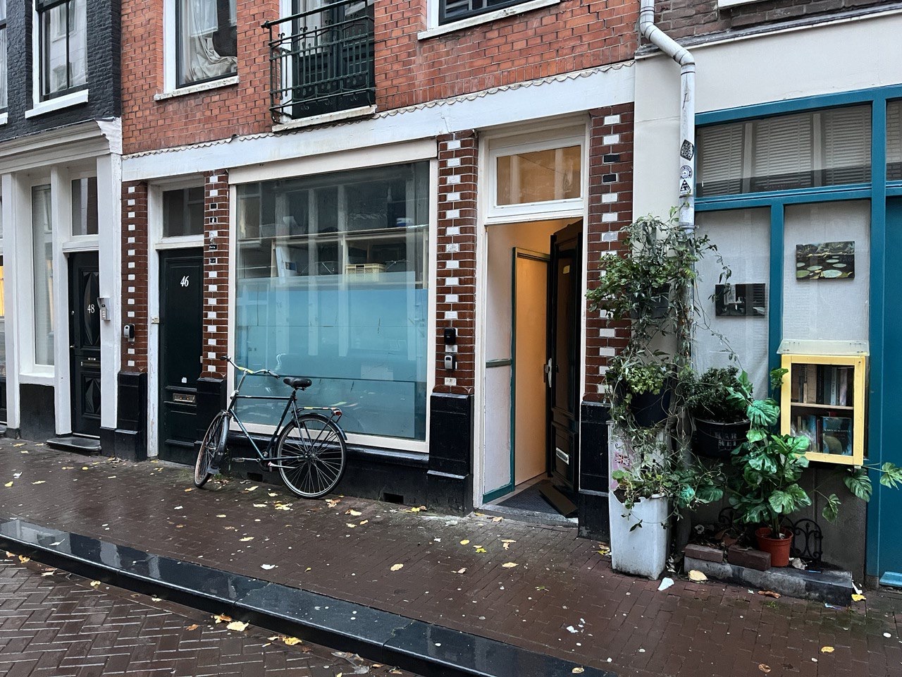 Room Joni (not suitable for parties) — Amsterdam stay