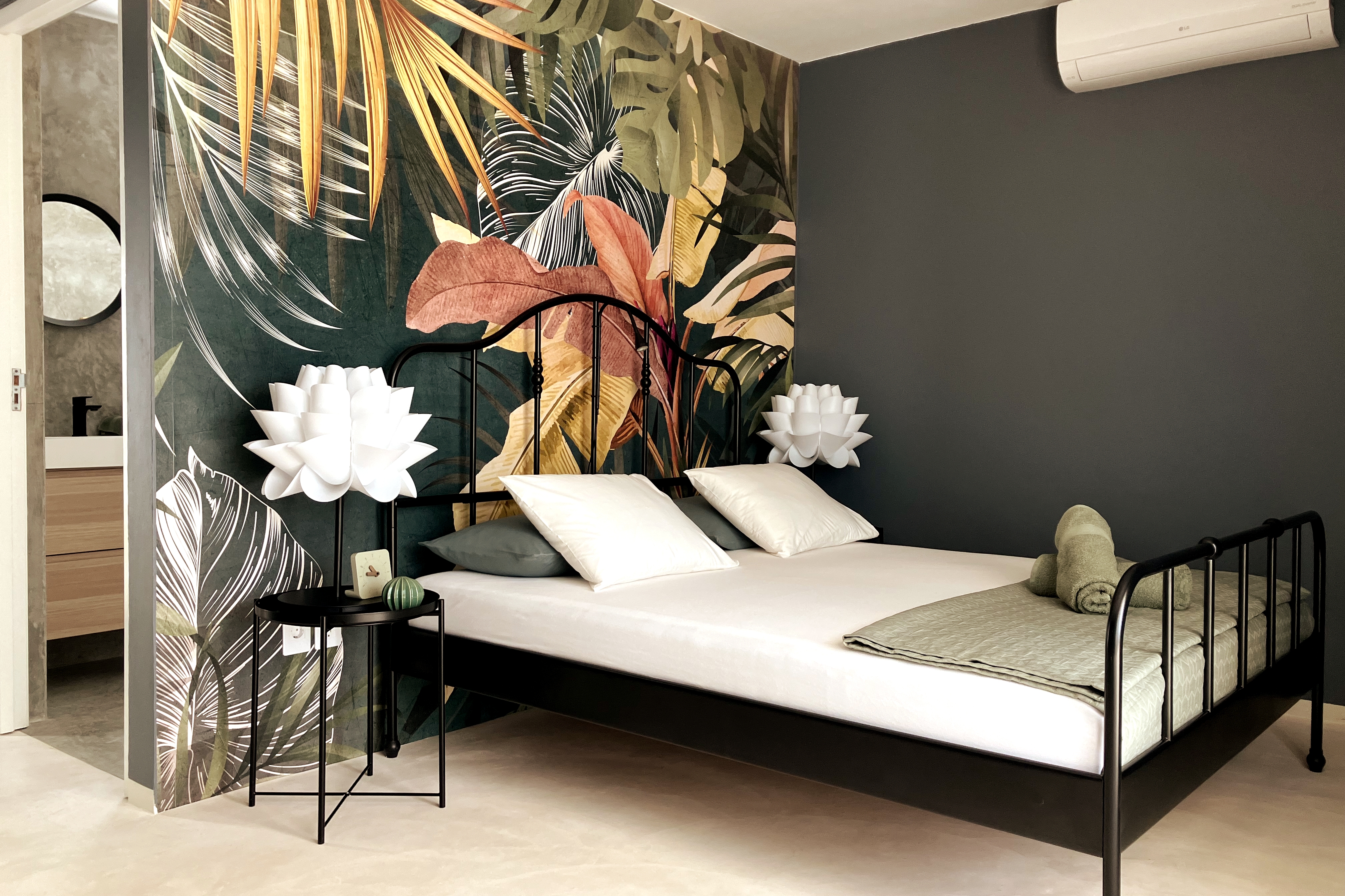 Modern cozy Studio with kitchen and pool #3