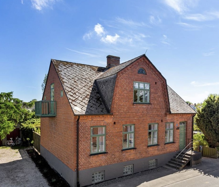 Fully equipped villa with lovely garden - 8 people