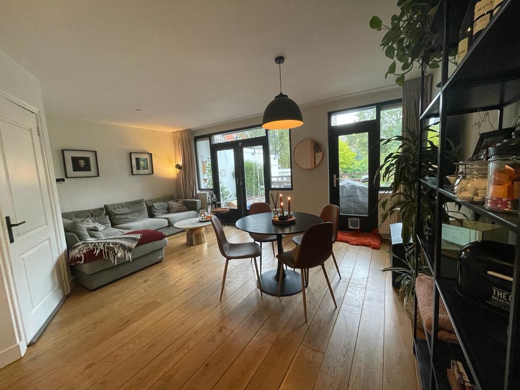 Charming 1BR Apt in Jordaan with Sunny Terrace — Amsterdam stay