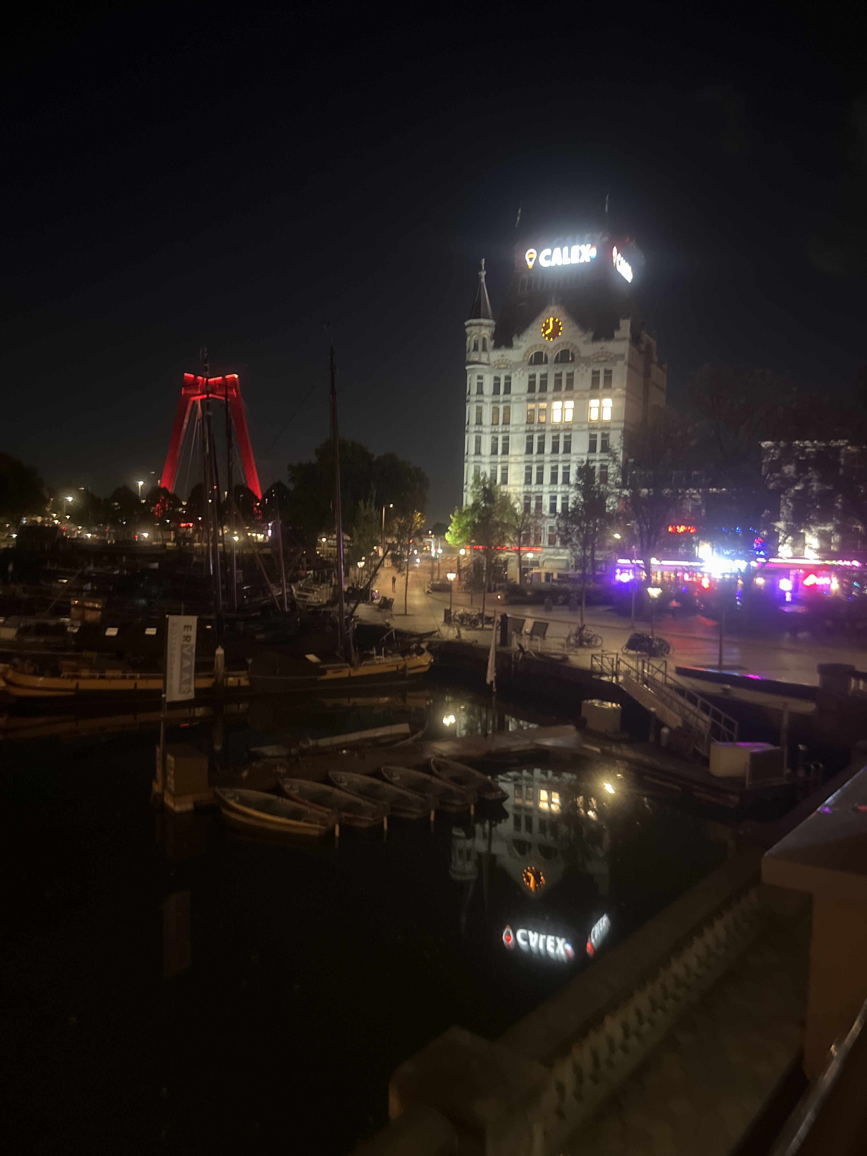 Mooie uitzicht gezellig en alles  op loopafstand — Rotterdam stay