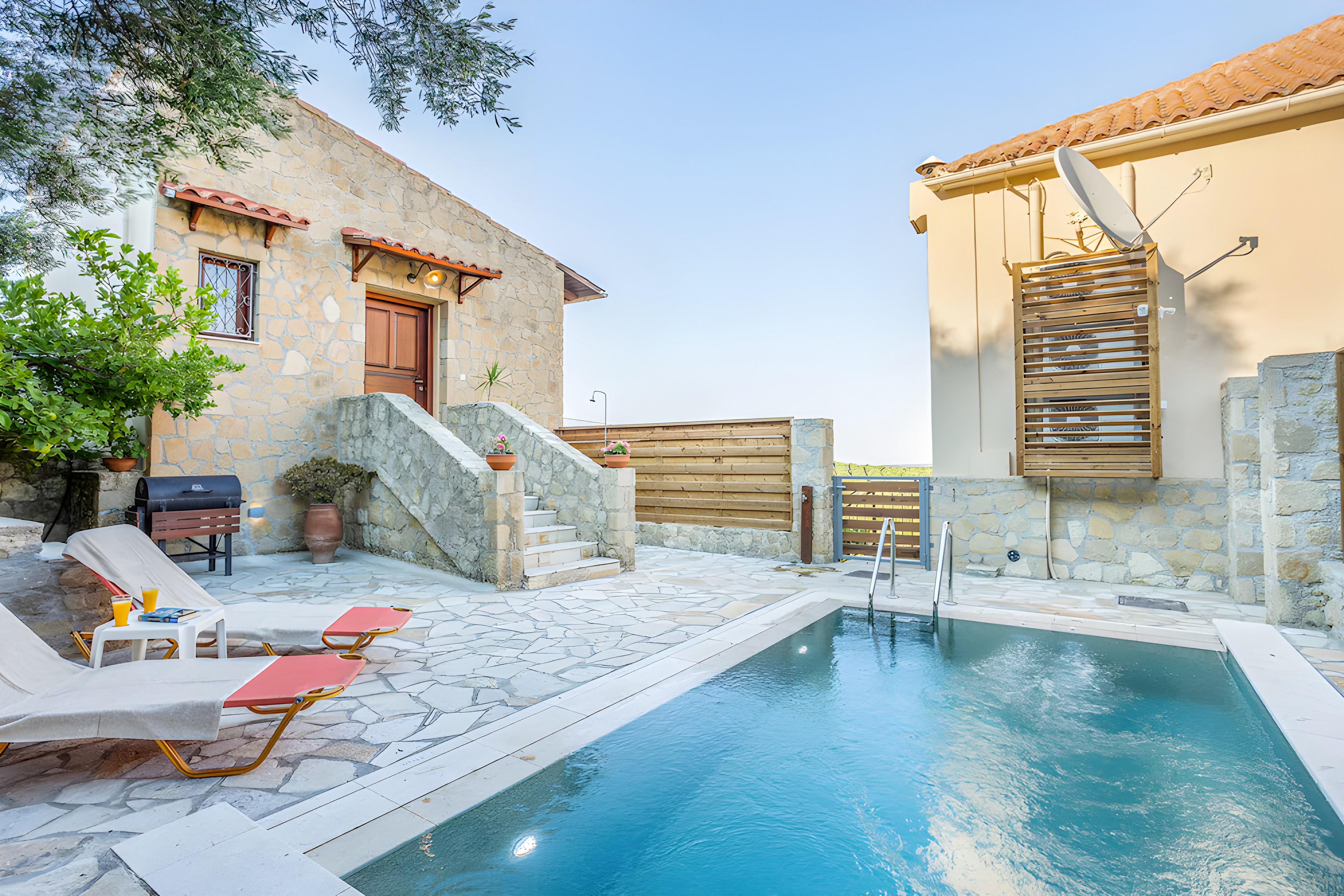 Private Pool – Stone 2bd Villa Kamelia in Πλατανιά, Crete