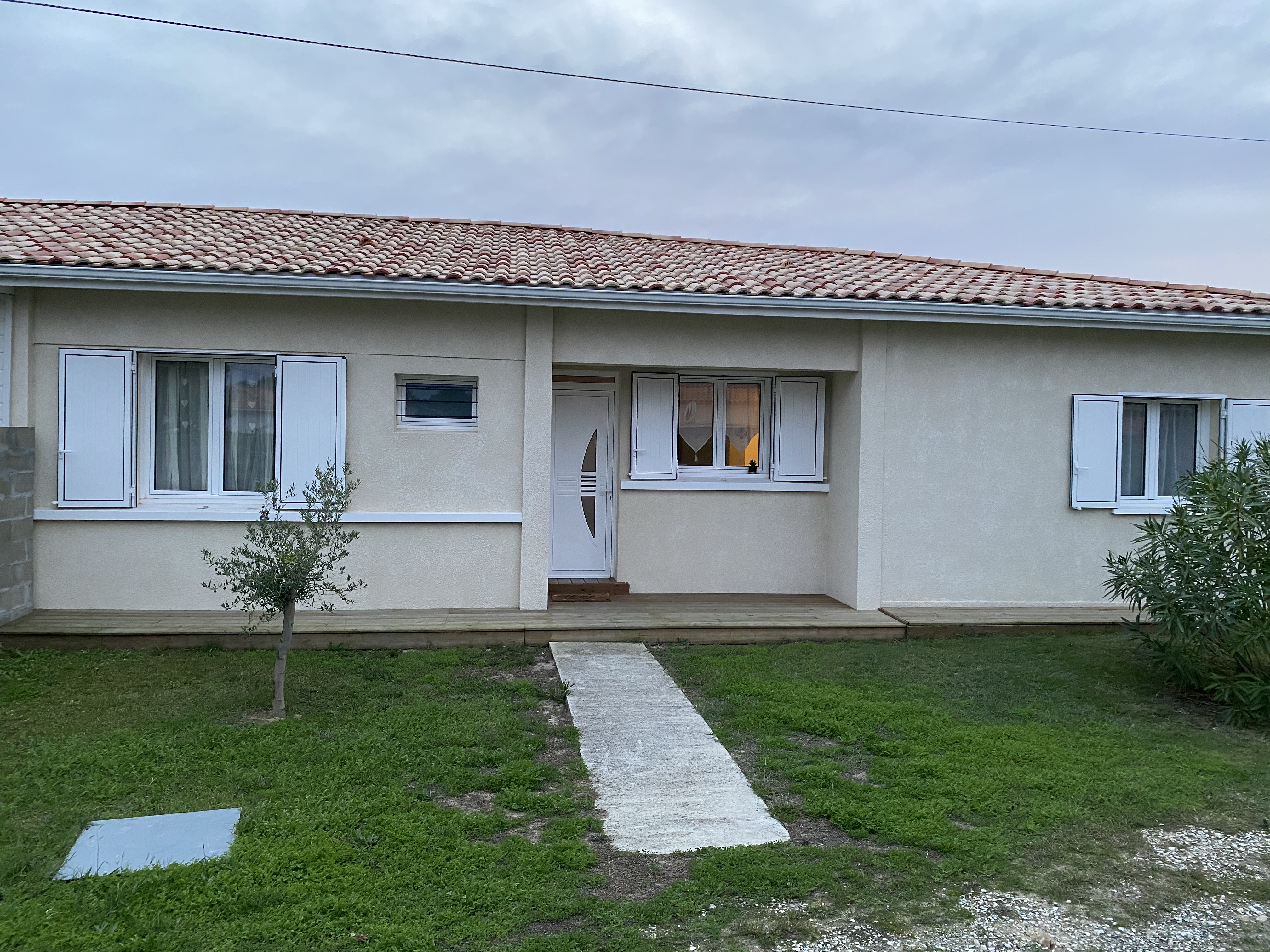 Warm house close to the sea