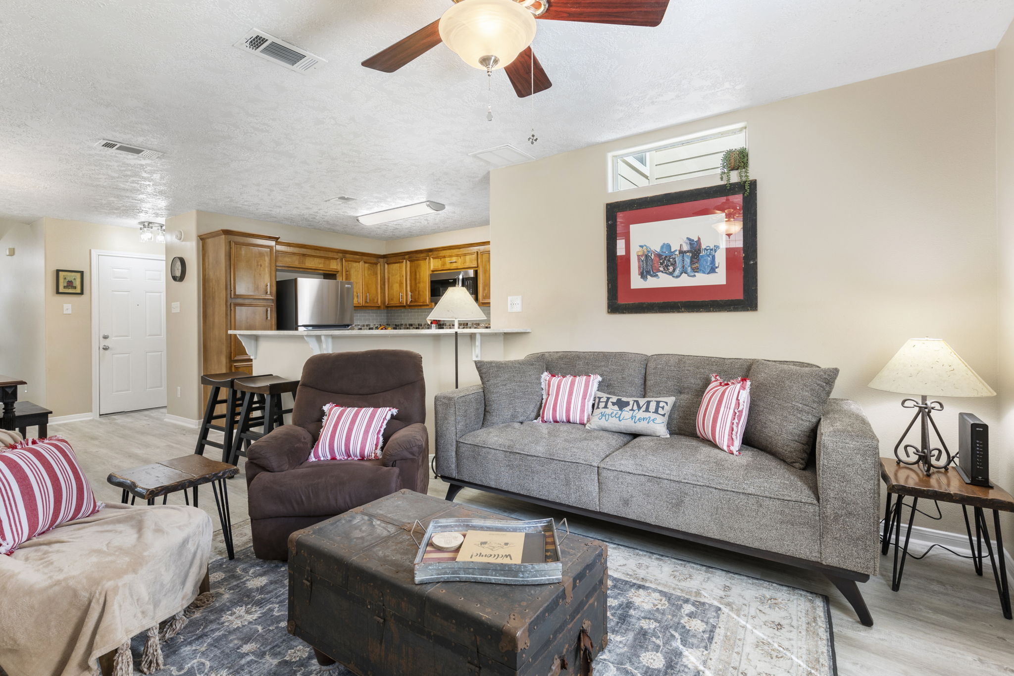 Cozy 3BR Red Door Cottage