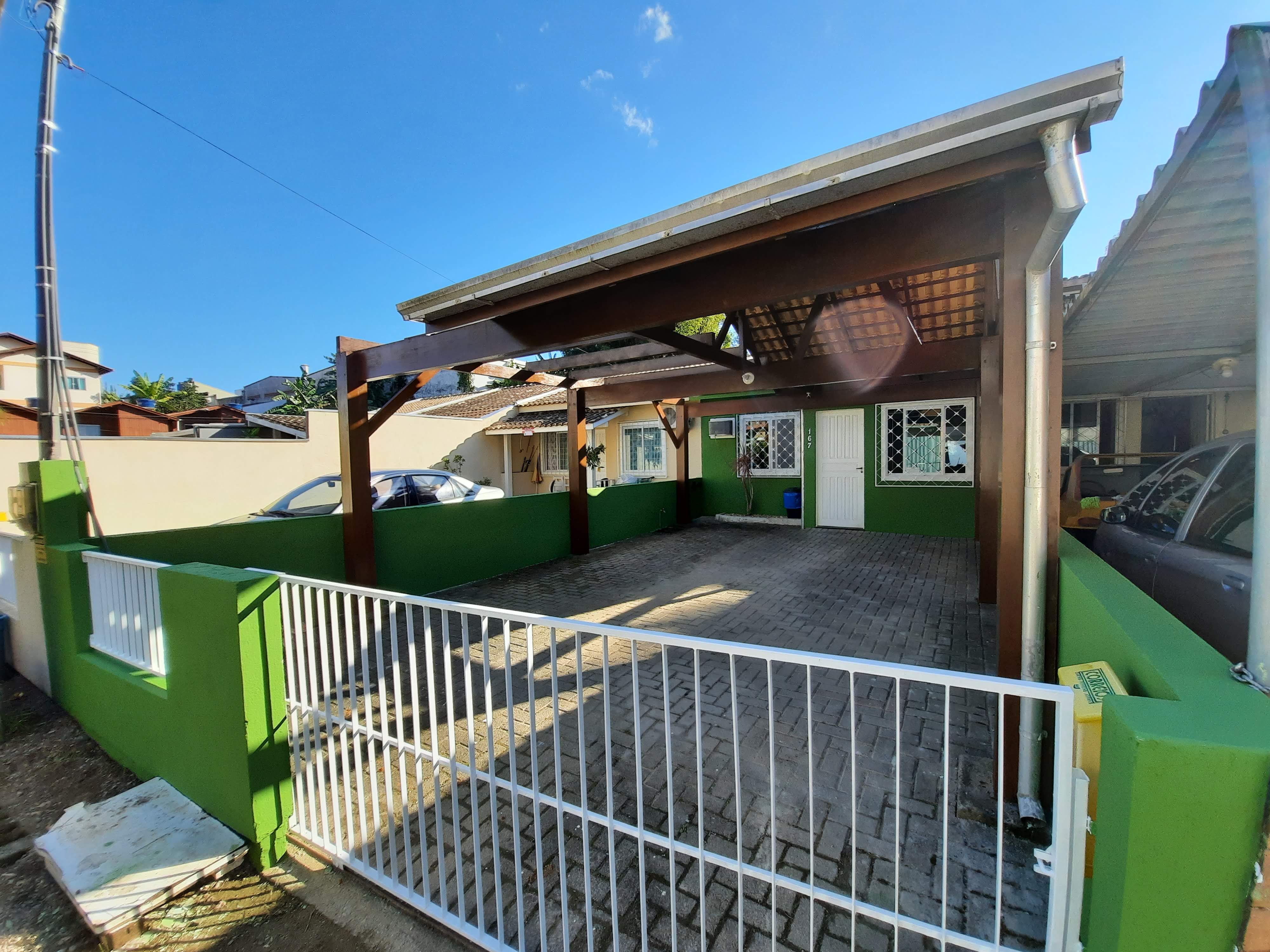 Home in the center for family or friends