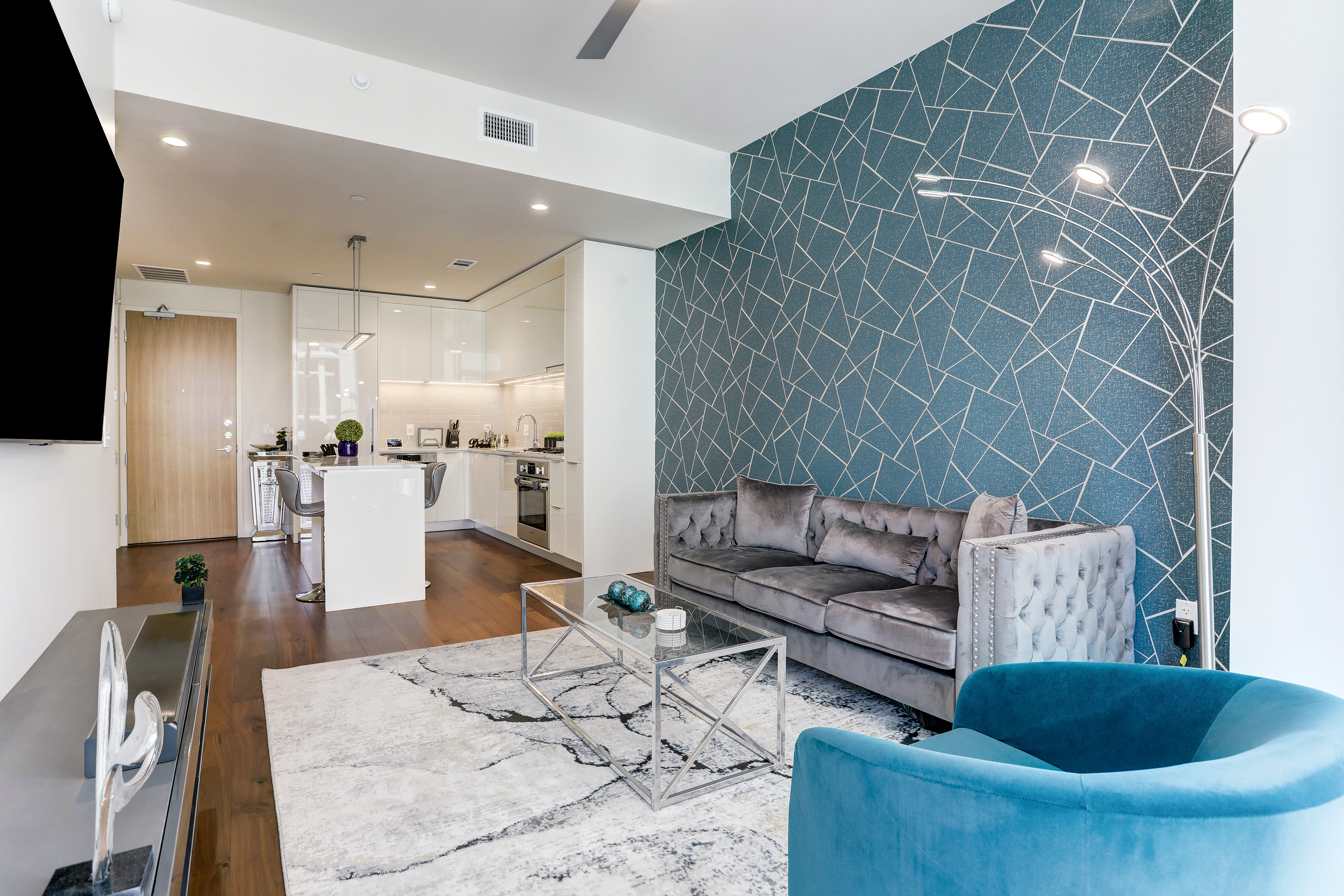 Modern Luxe Condo in 78701, Austin