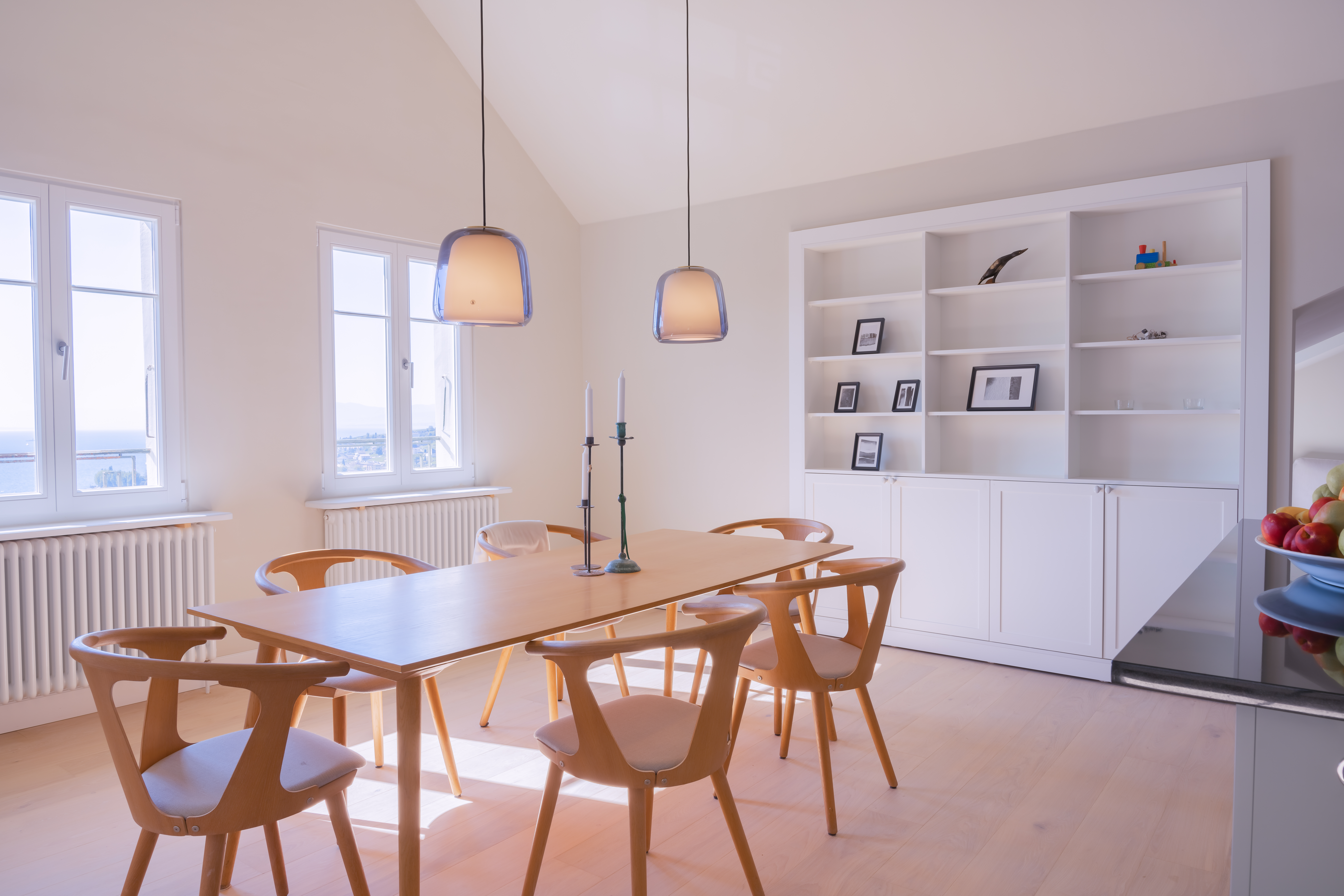 Lake view,3 bedroom loft apt in the Wineyards