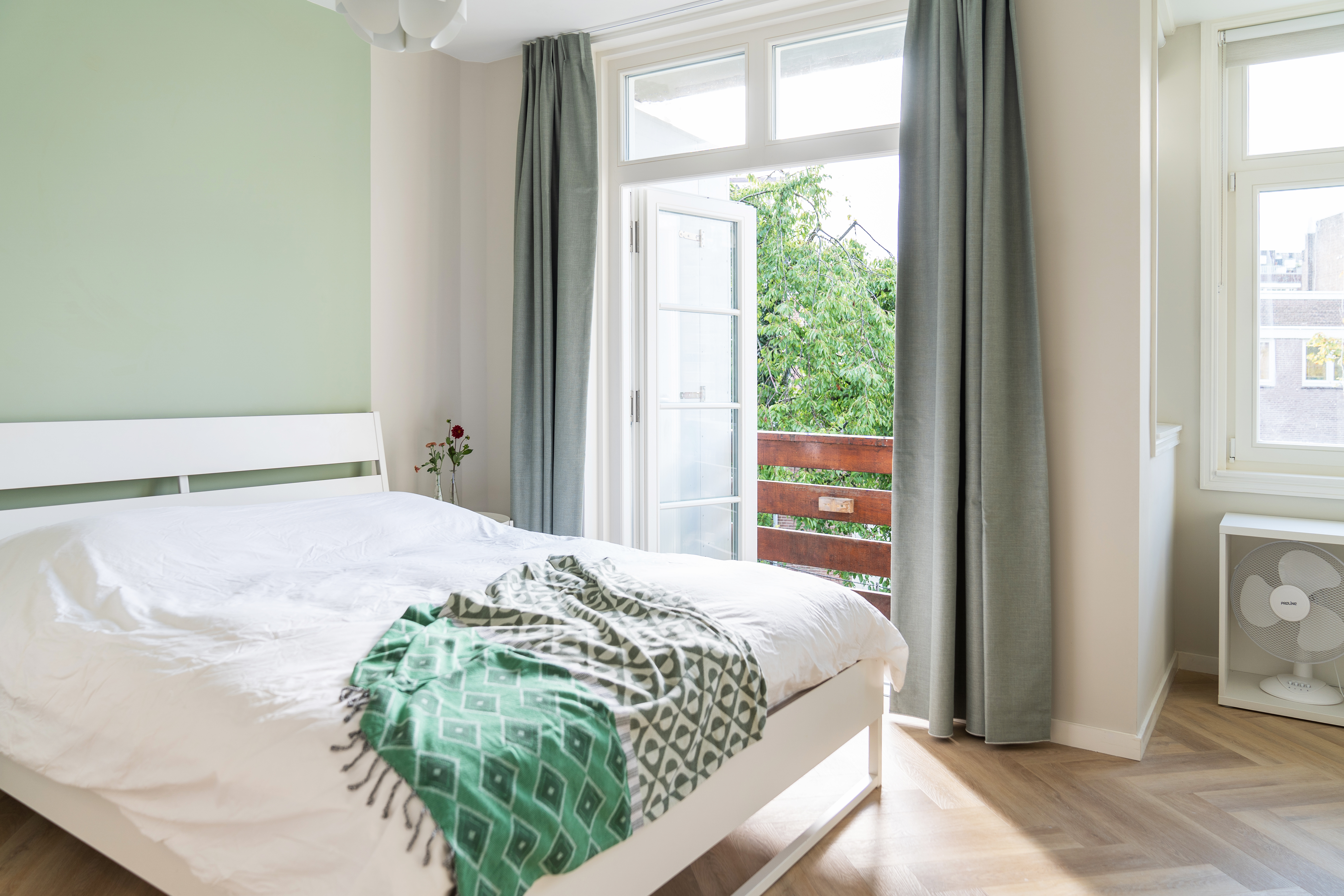 Brand new bright studio with balcony at a canal — Amsterdam stay