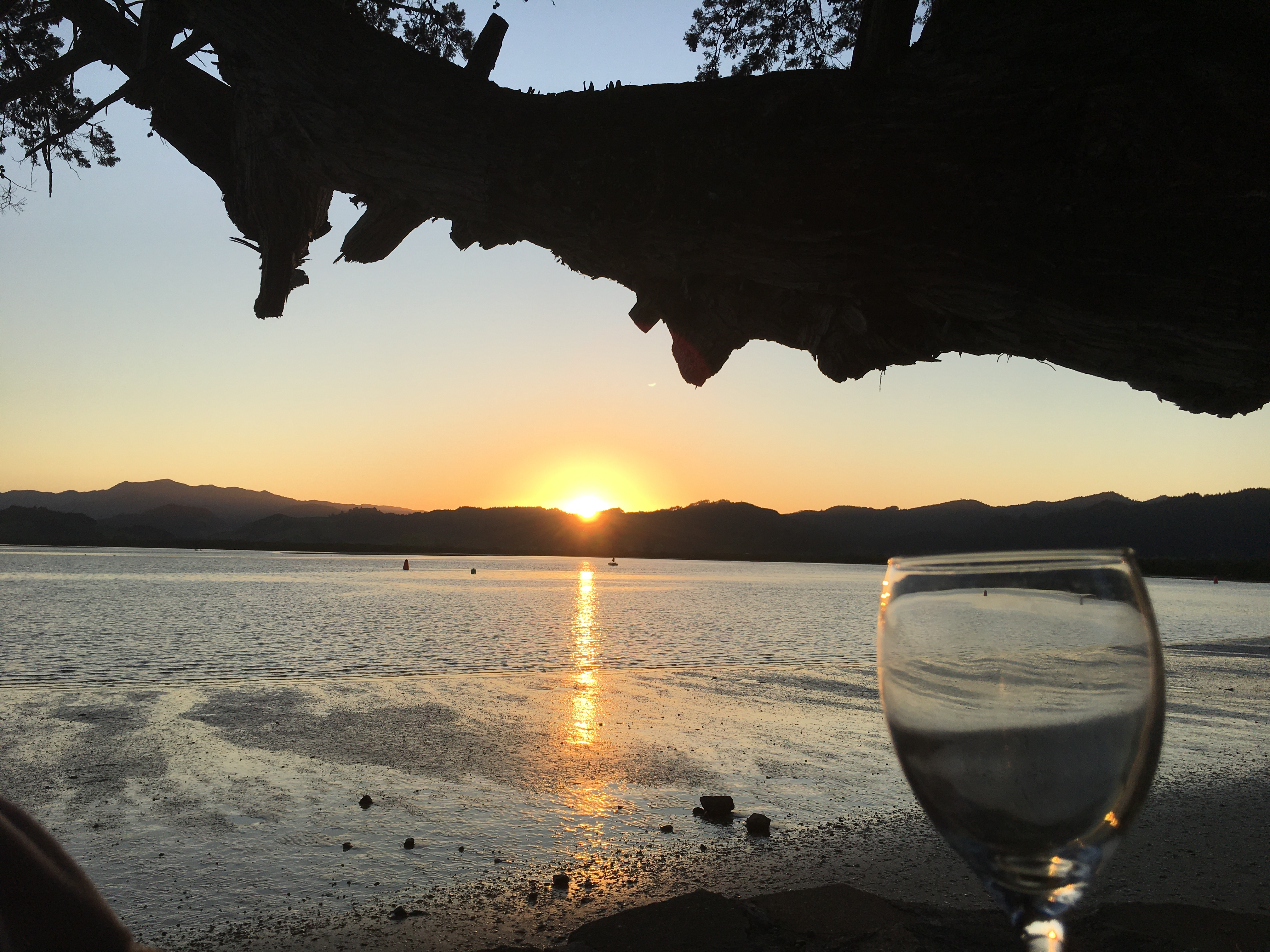 Relaxing cute unit near the gorgeous estuary