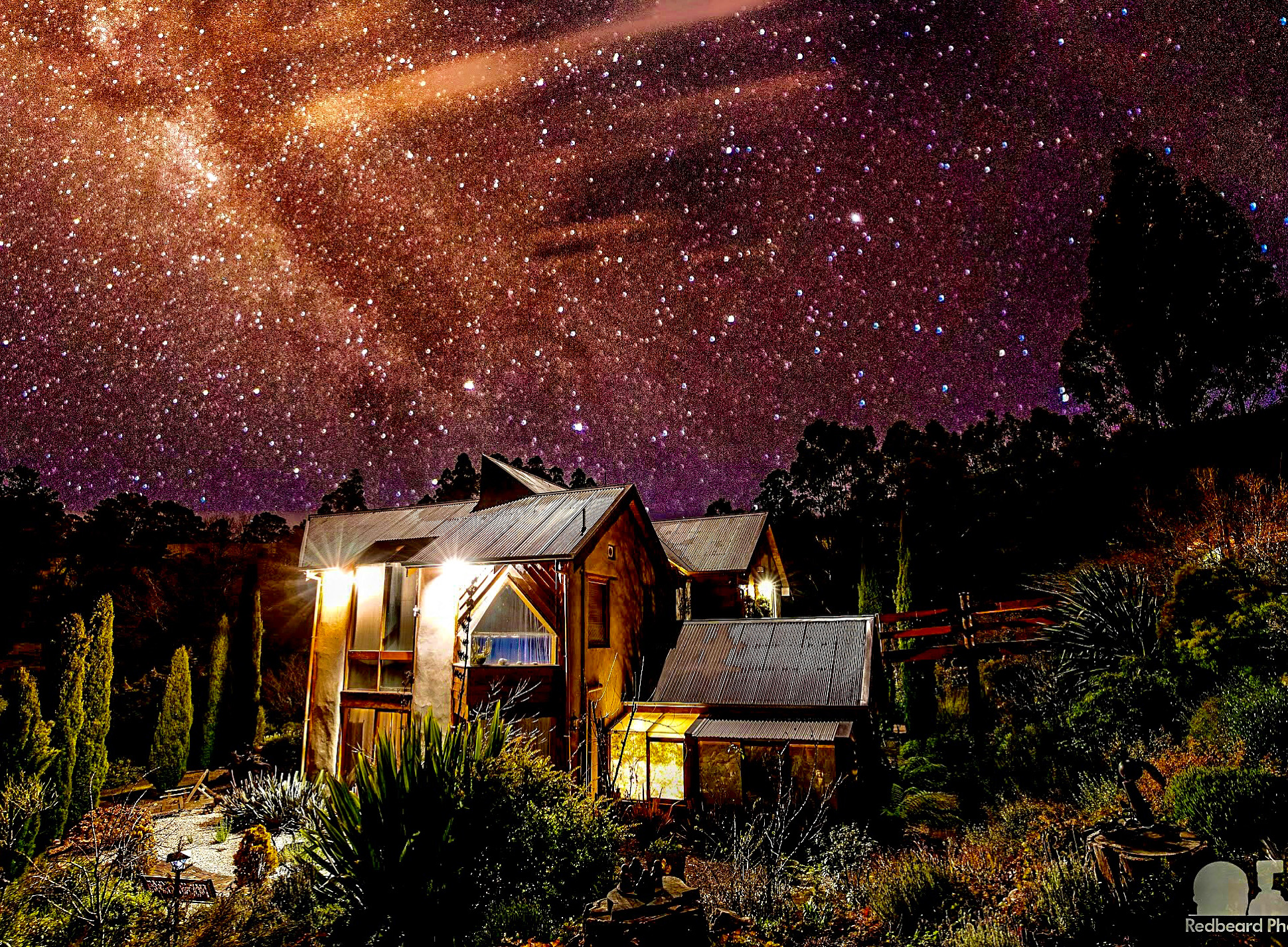 STUNNING HOME/AMAZING VIEW 20 mins to CBD/10MONA Earth houses for