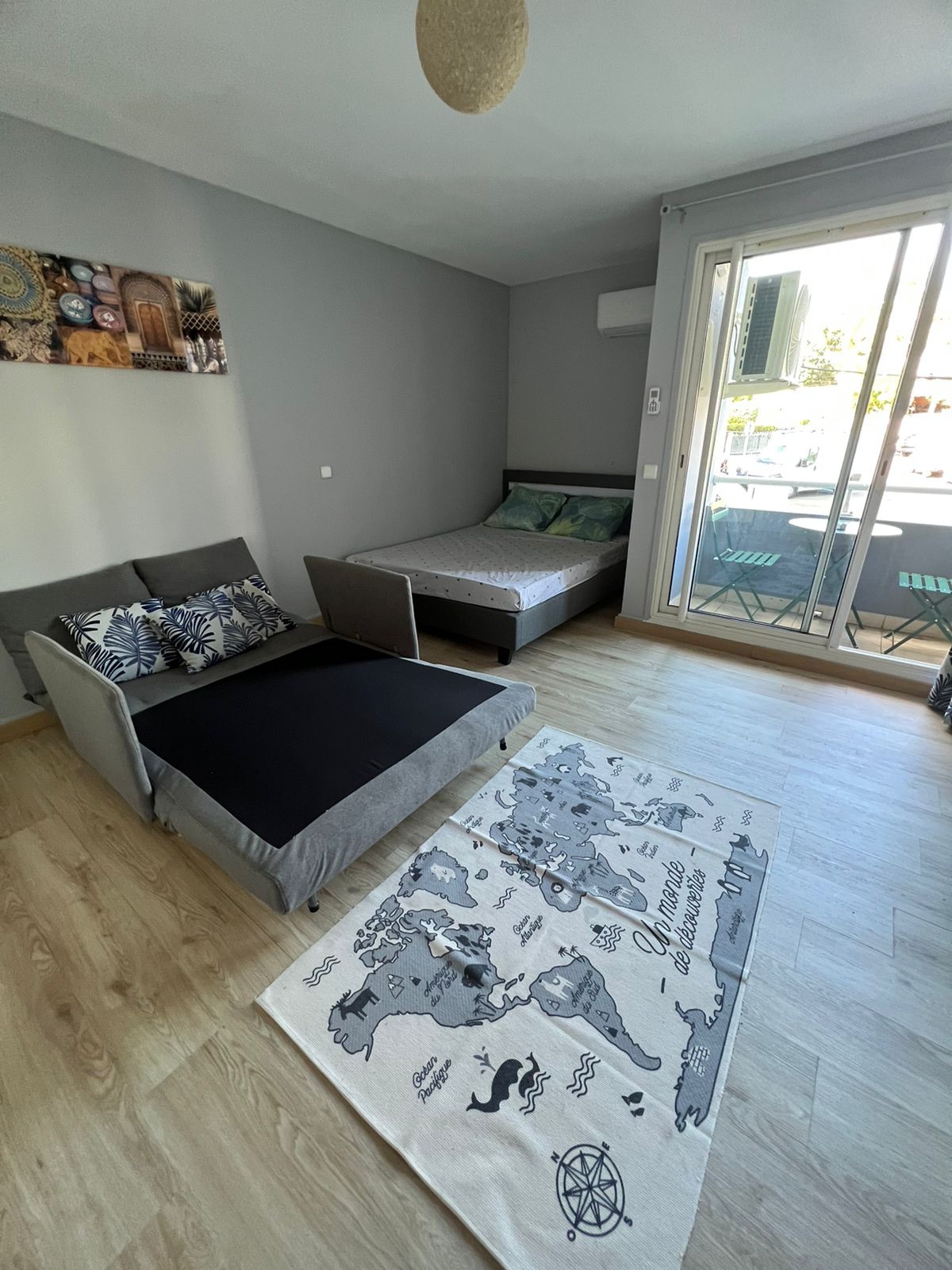 Estudio 24m2. Cerca del aeropuerto. Departamentos en renta en Saint