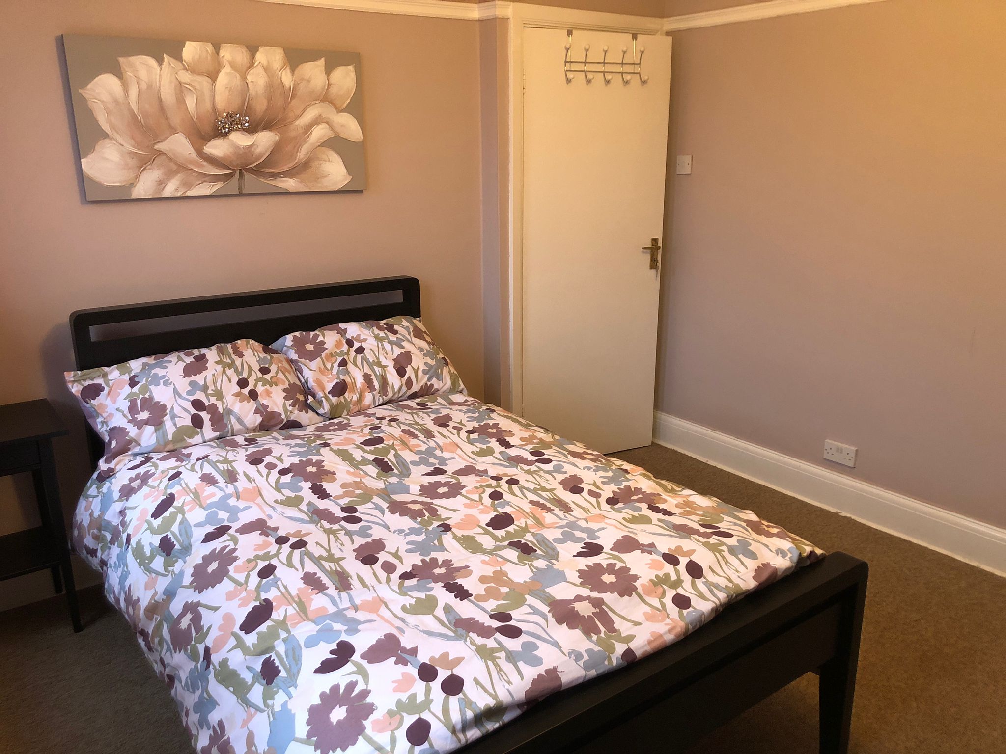 Habitación privada con servicios en el corazón de Loughborough