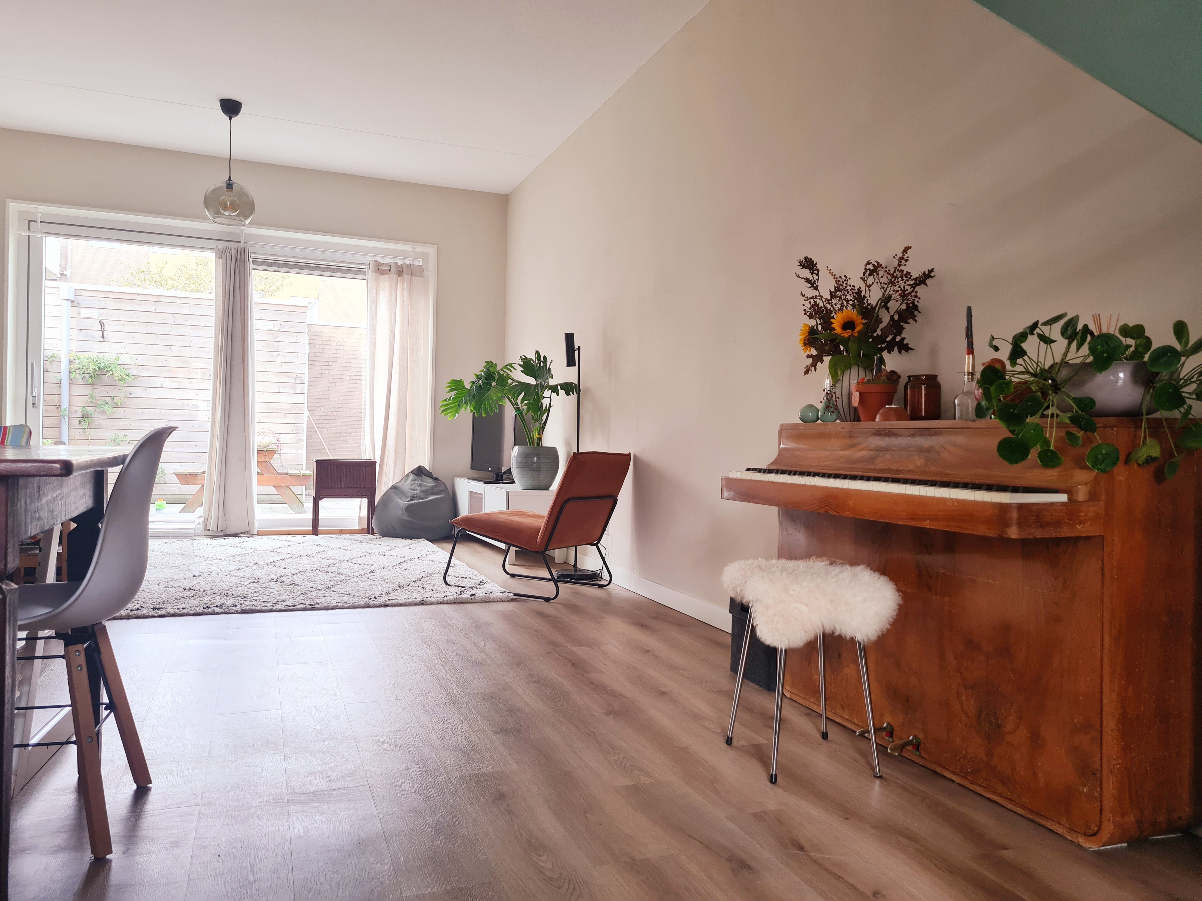 Ruime gezinswoning met tuin vlakbij de NDSM — Amsterdam stay