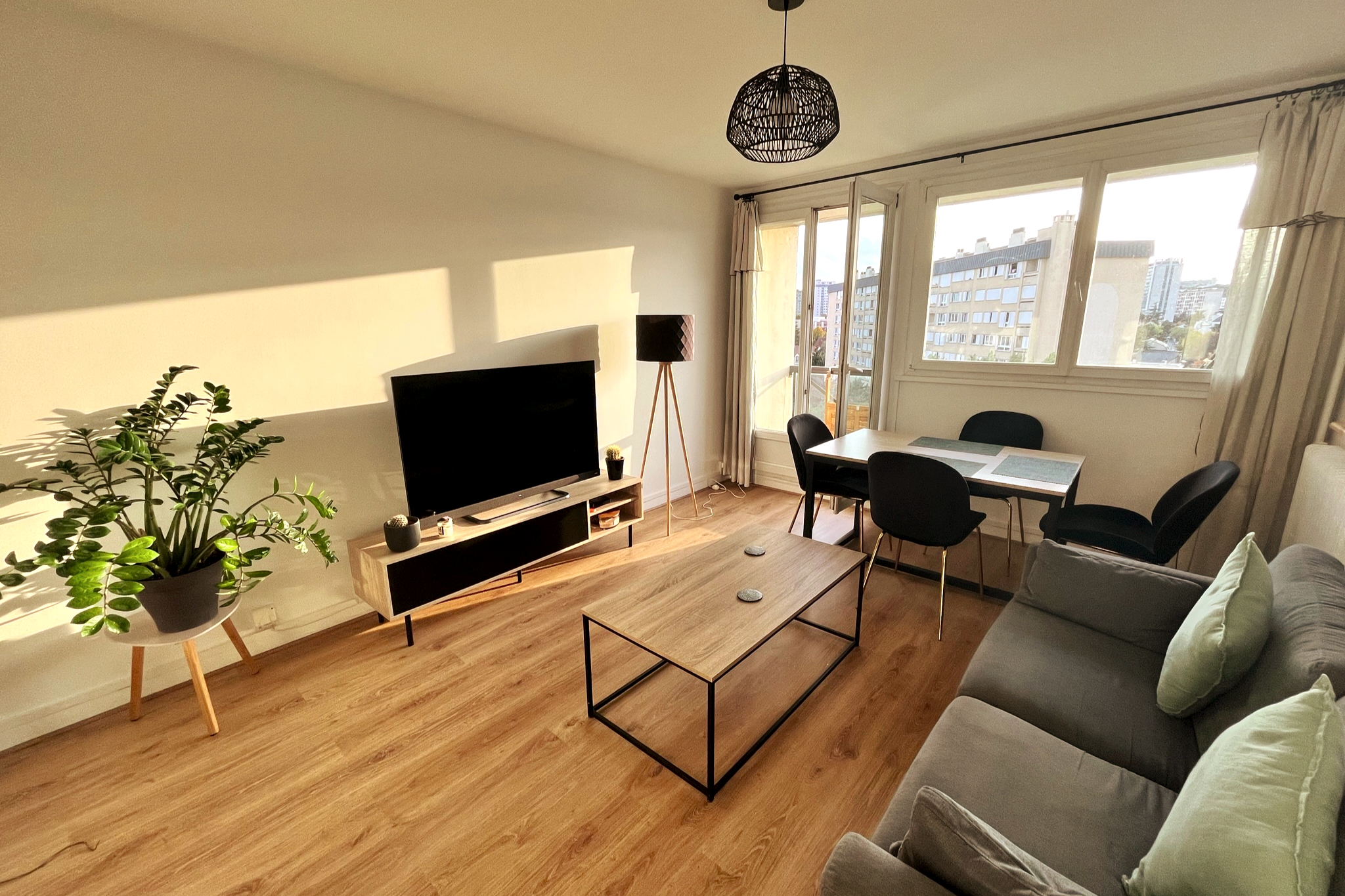 Bright and spacious apartment 2 steps from Paris