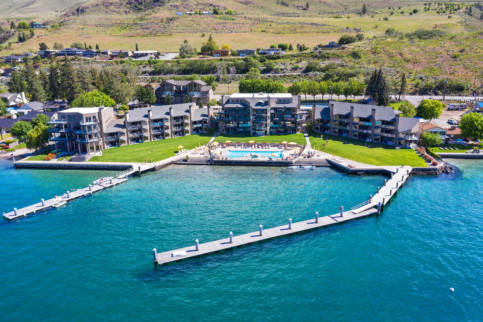 Lakeview Luxury
condo on Lk Chelan