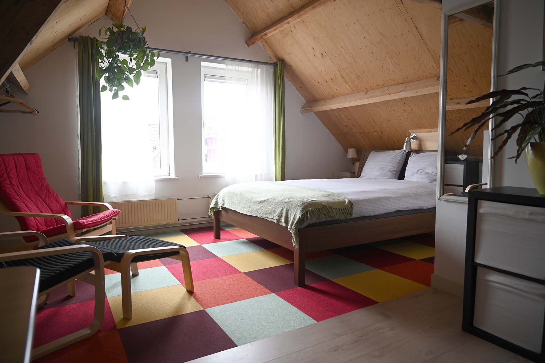 Spacious studio, near City Centre / Rotterdam CS
