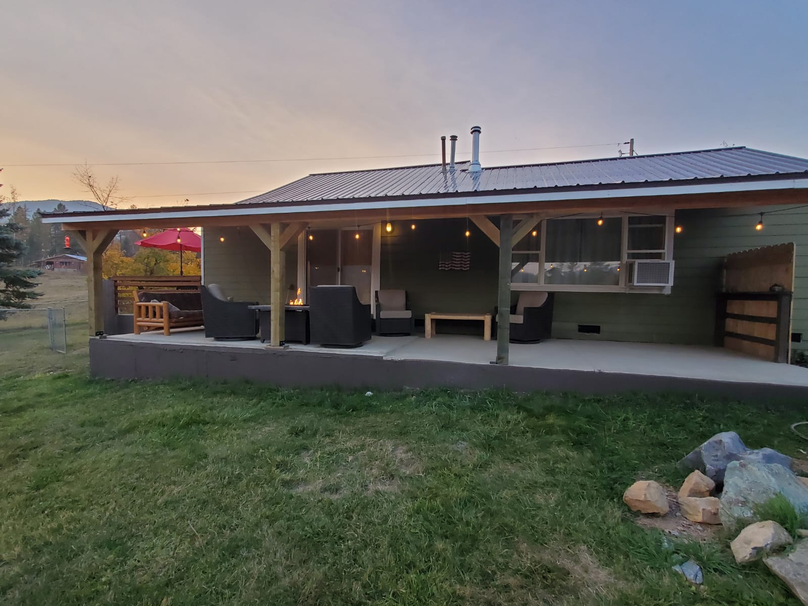 The Ponderosa - 2 bedroom home 7 miles to GNP