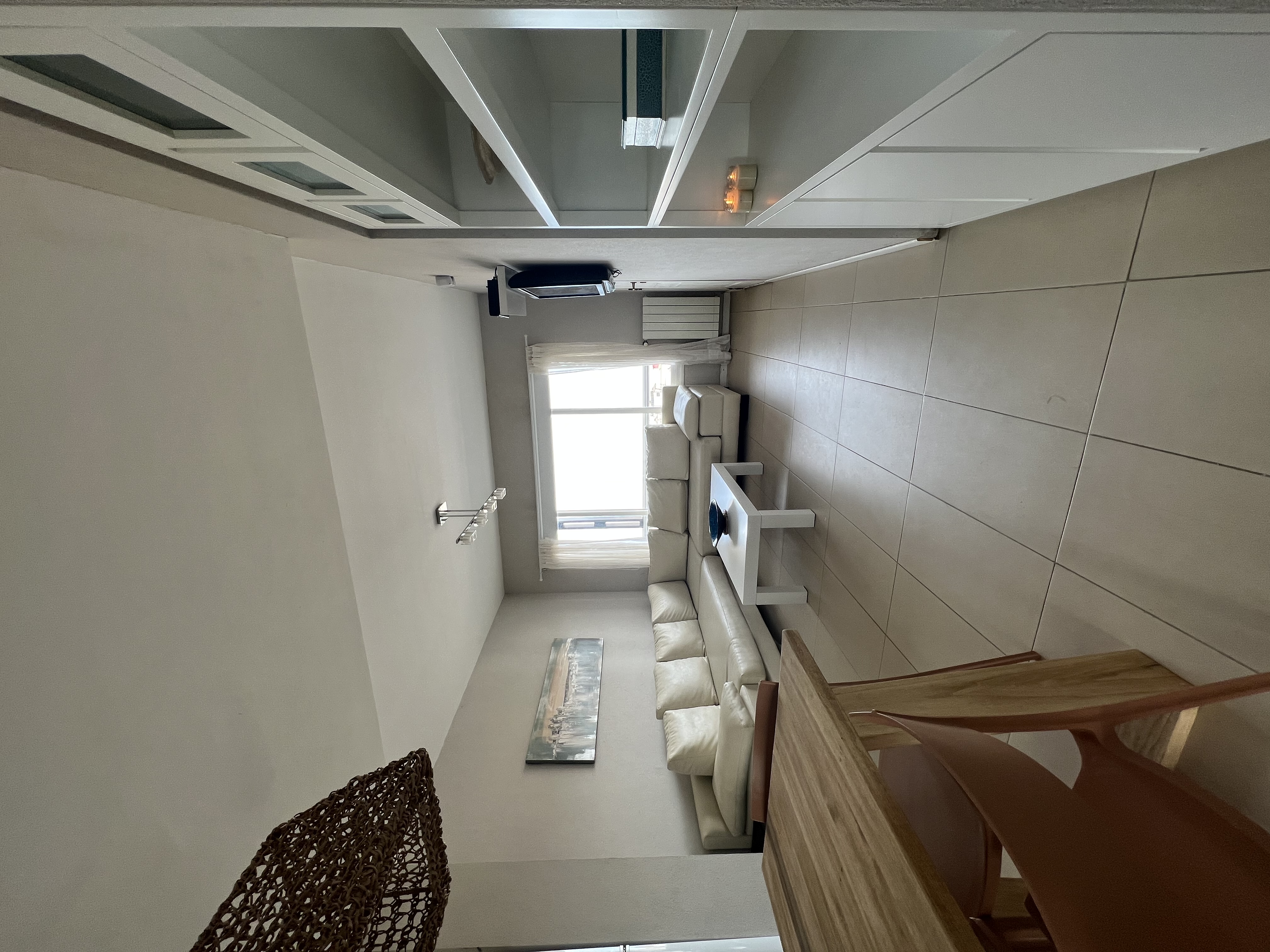 Apt Ocean front category