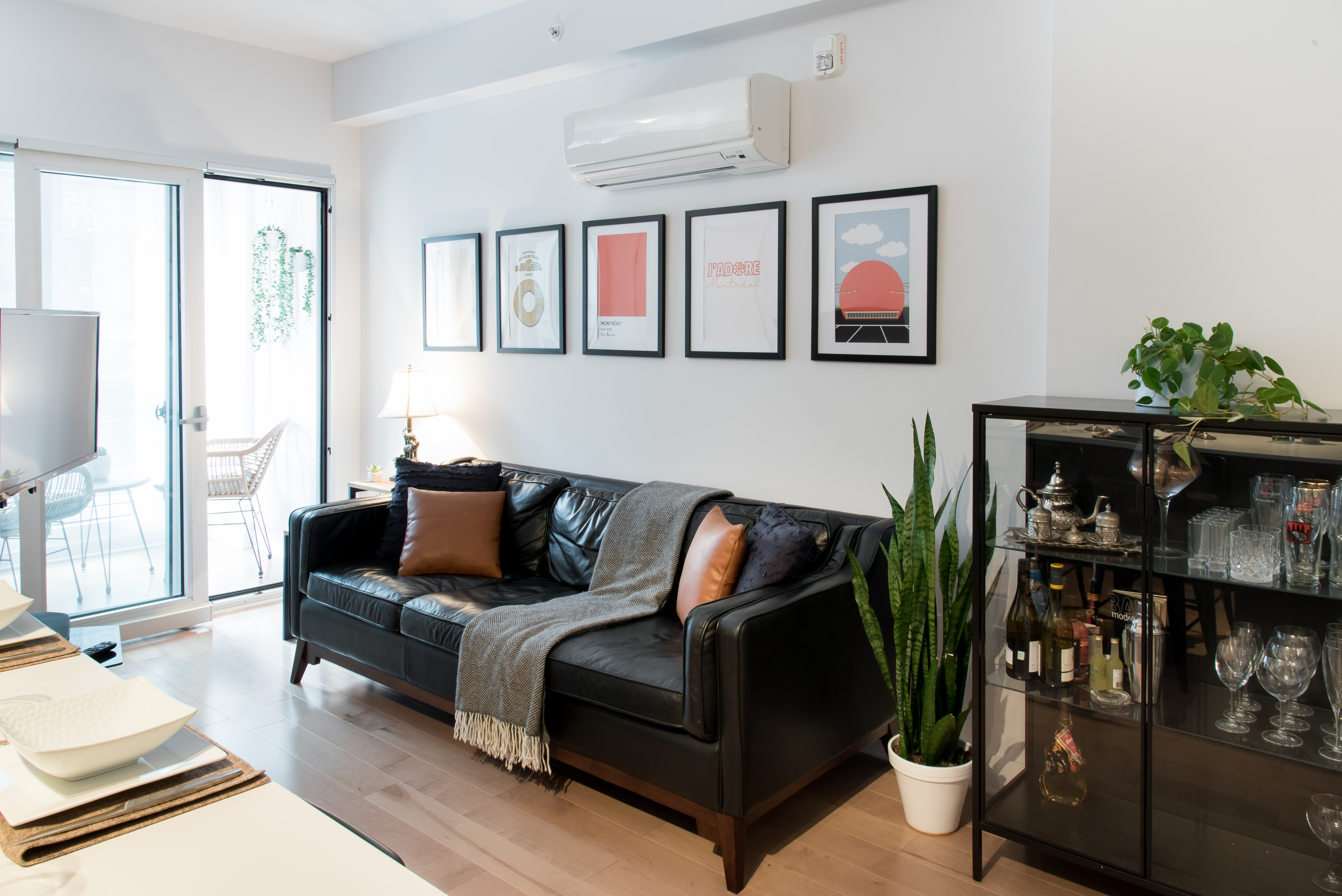 Walking distance from the best attractions !