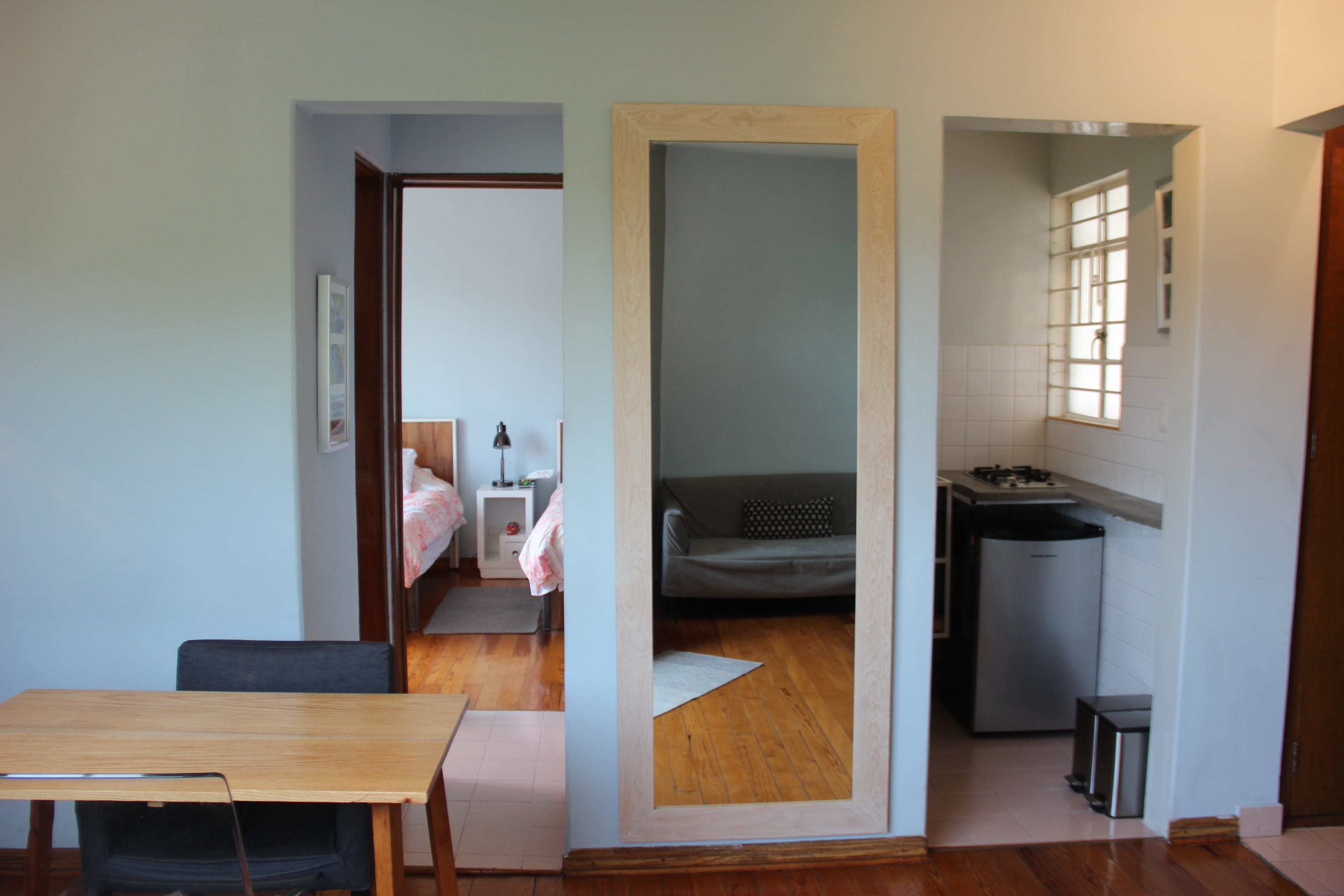 Studio for home office on a corner with green view in Benito Juárez, Mexico City