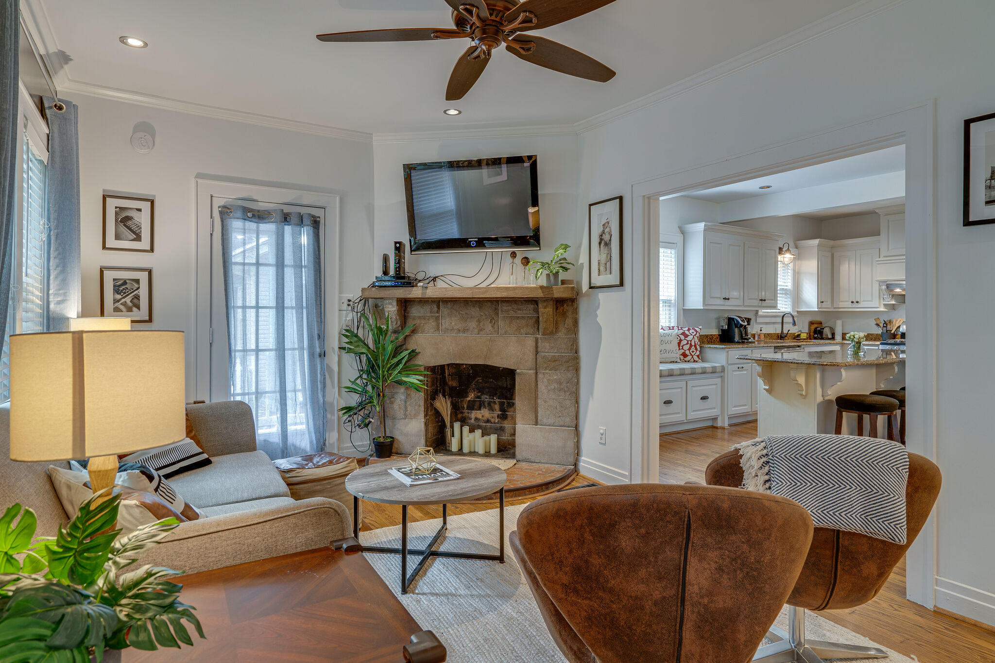 Historic East Nashville Cottage, 4 Mi to Broadway in District 6, Nashville
