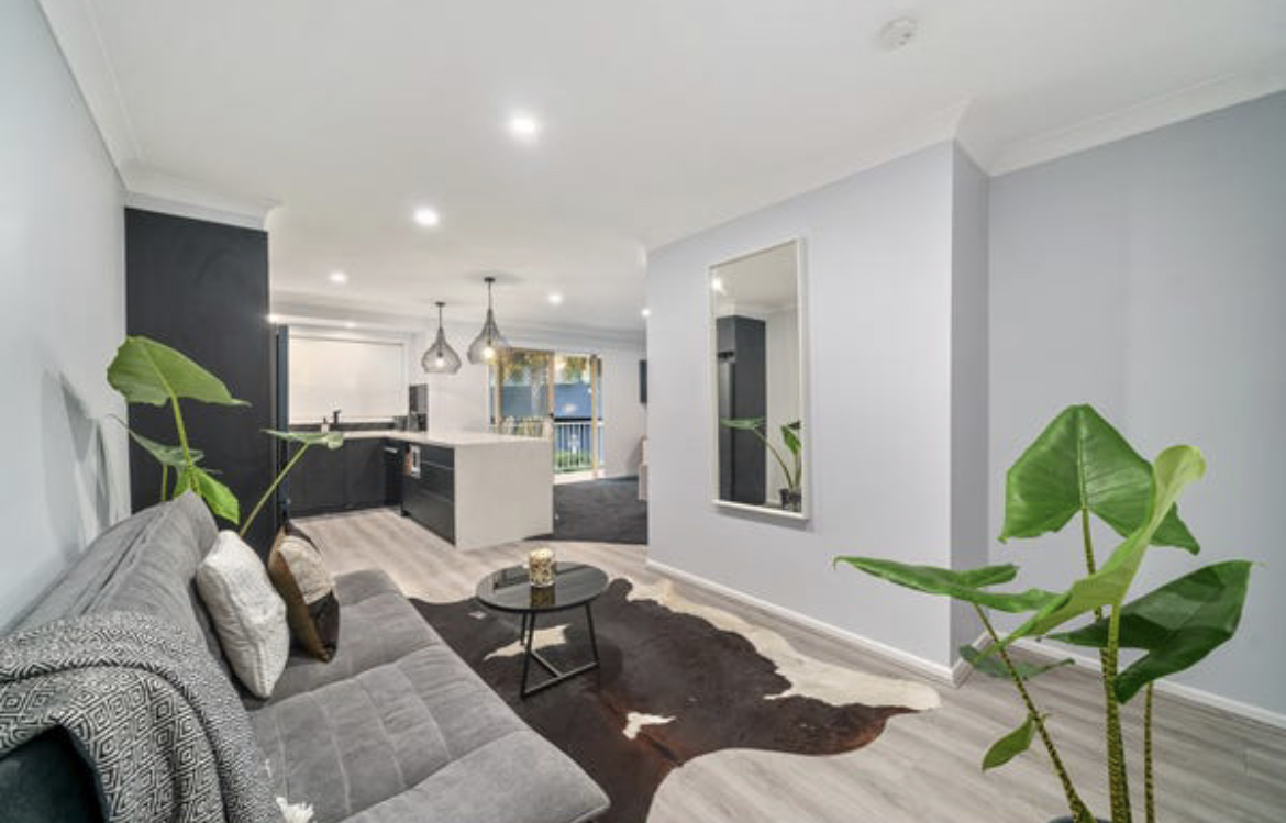 Redcliffe  modern 2 bedroom unit