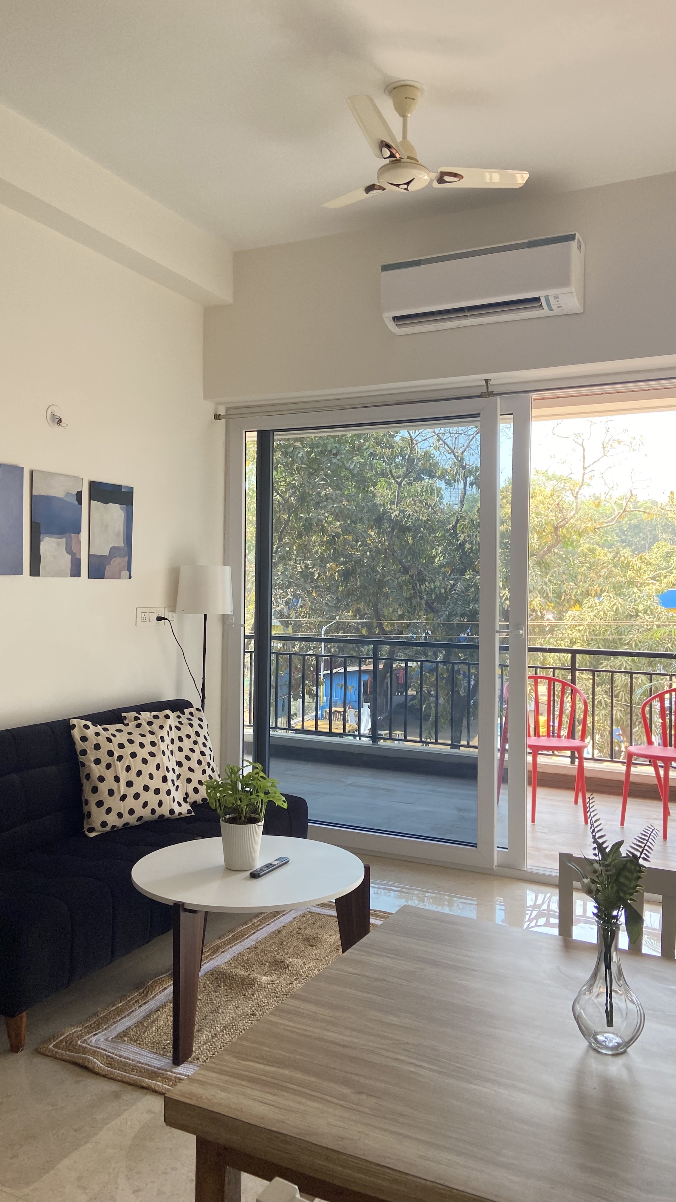 Coastal holiday home 8 minutes drive to beach