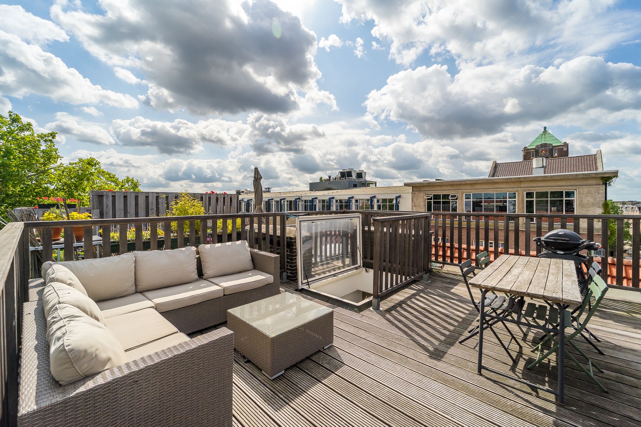 Lovely Two Bedroom Apartment with Roof Terrace โ Amsterdam stay