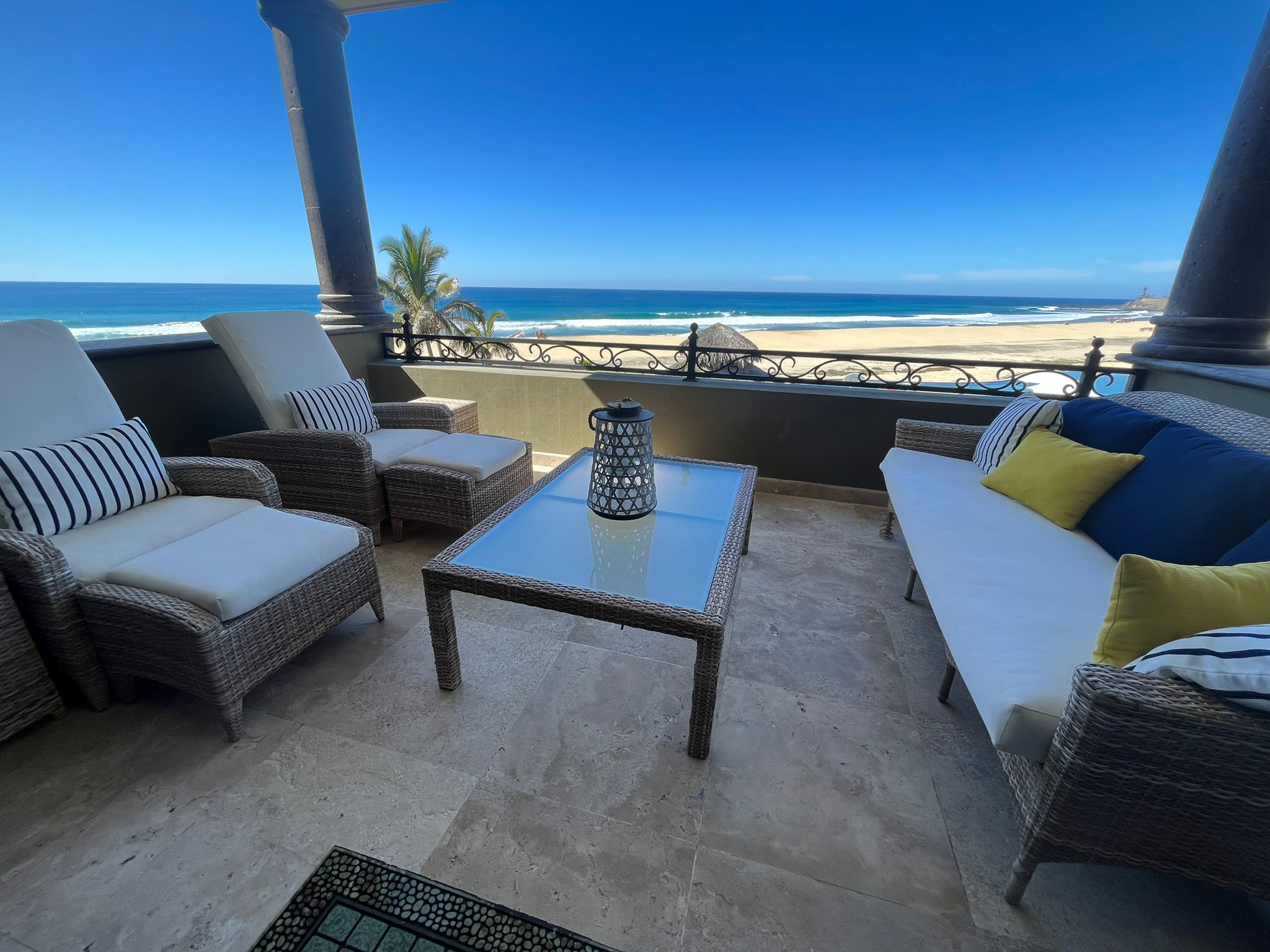 Cerritos Beach Front Luxury * RARE FIND