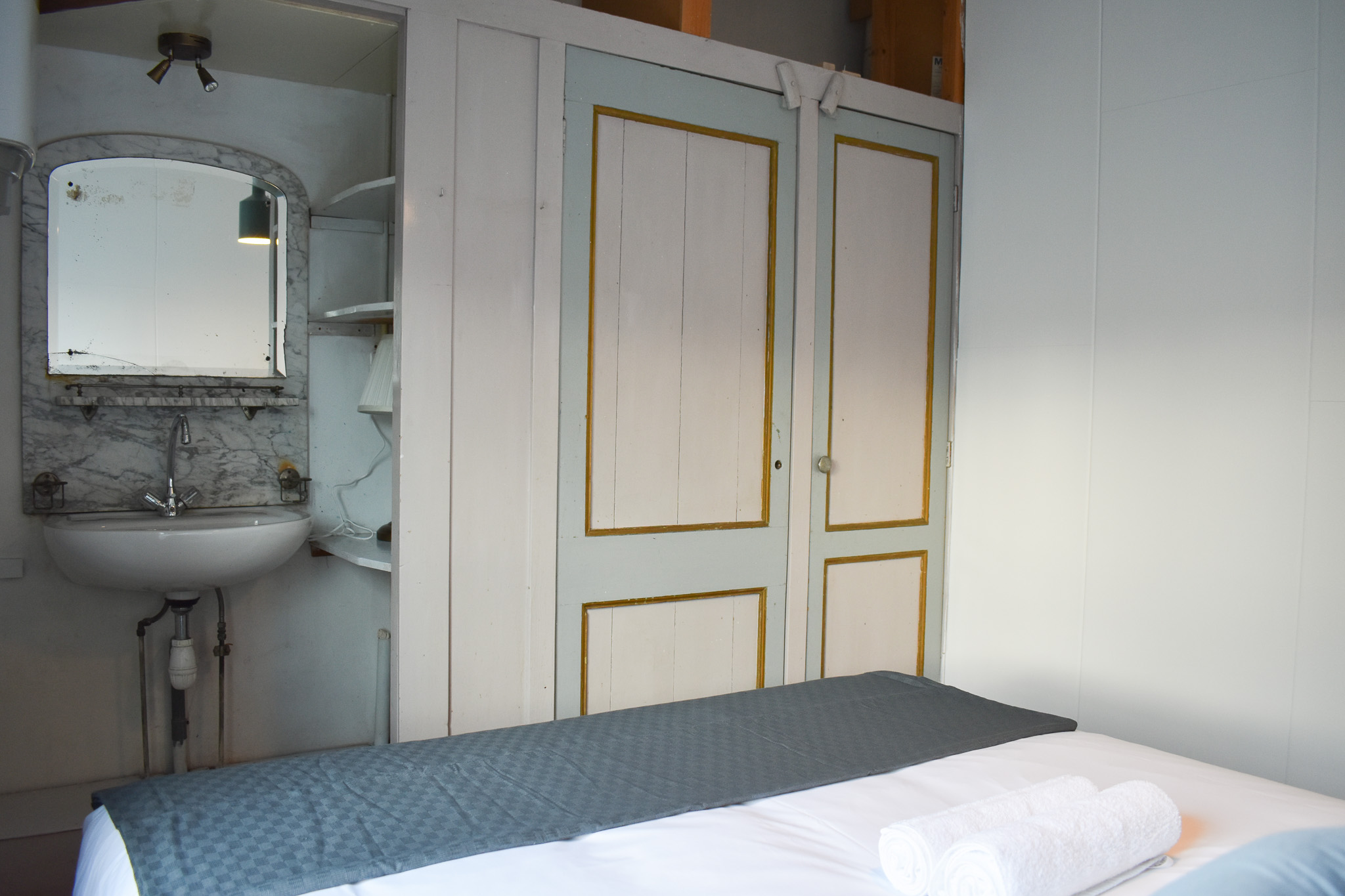 Private 4p basic apt. @best location you can get! — Amsterdam stay