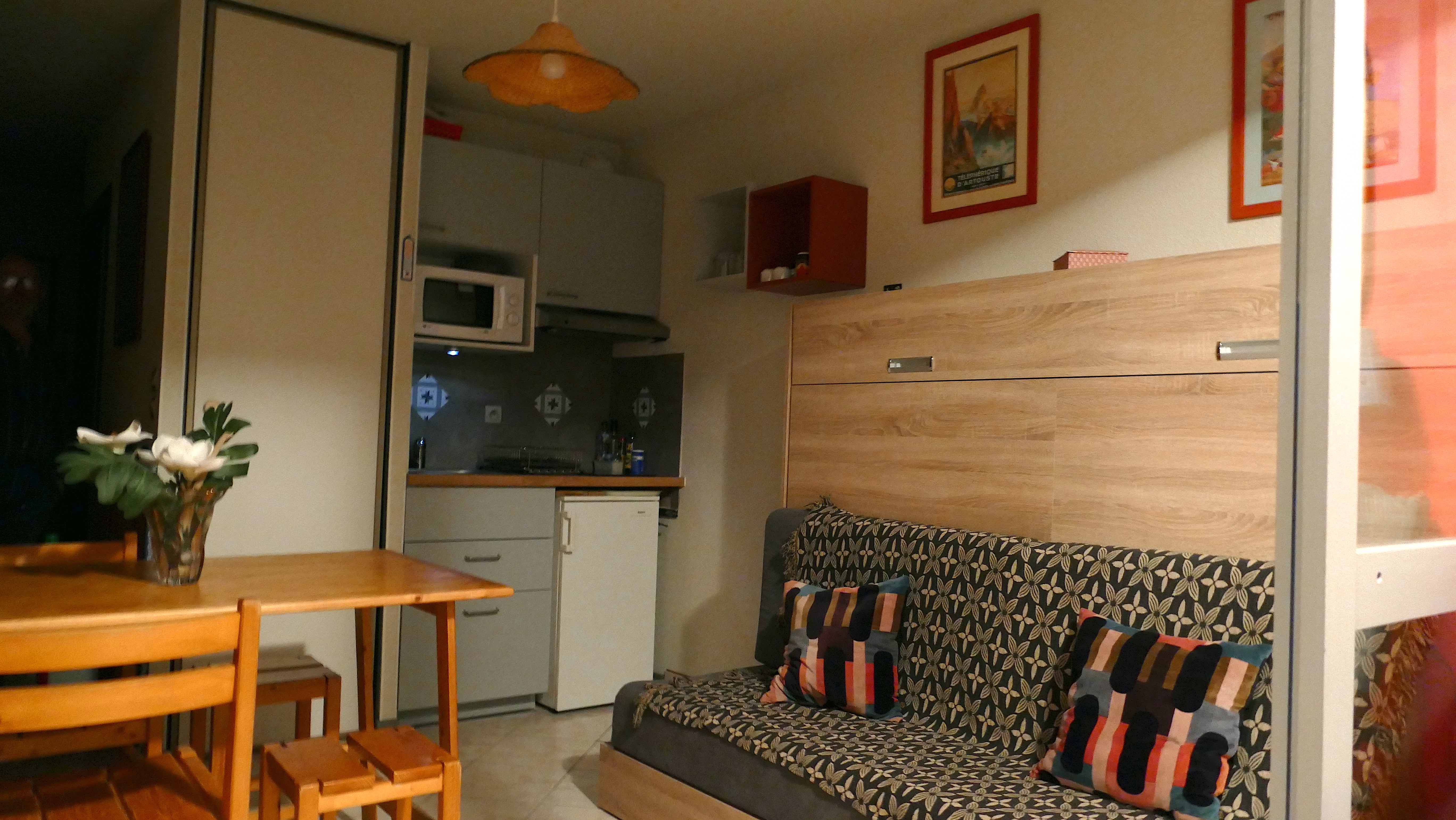 2 Star Furnished Studio