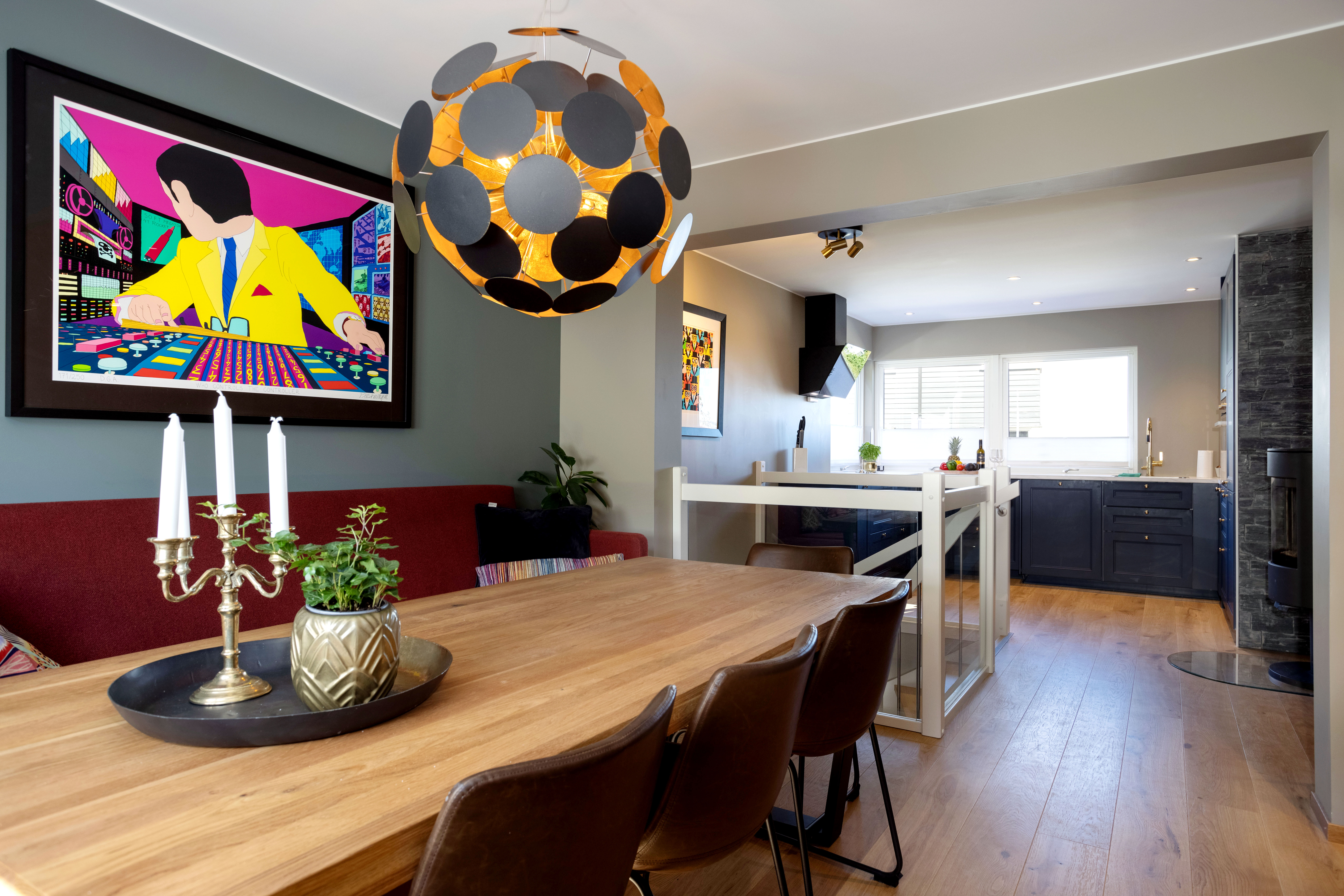 Lovely apartment with 2 sleeping, sleeps 4 + basement