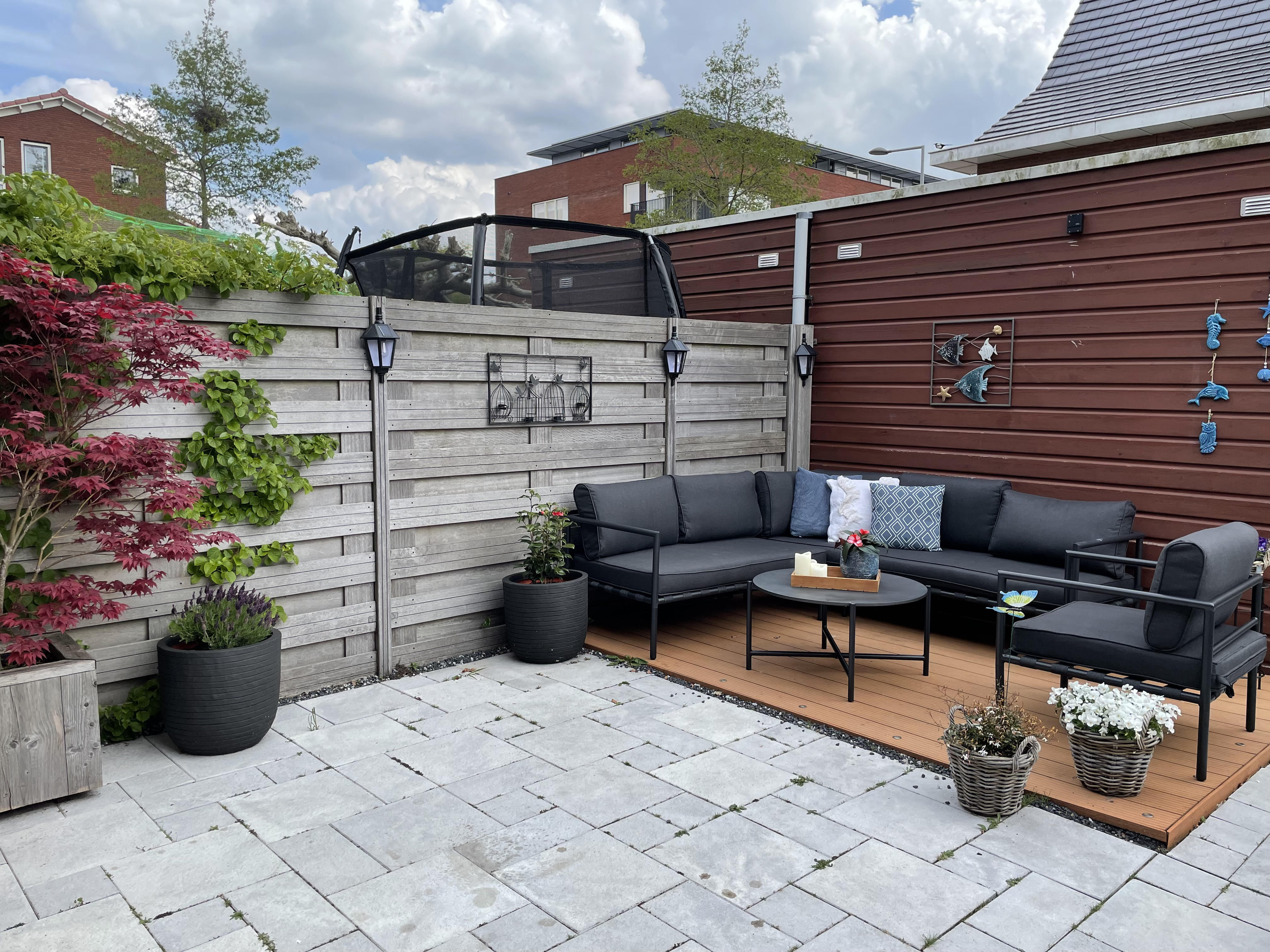 2 Bedroom house with lovely back garden — The Hague stay