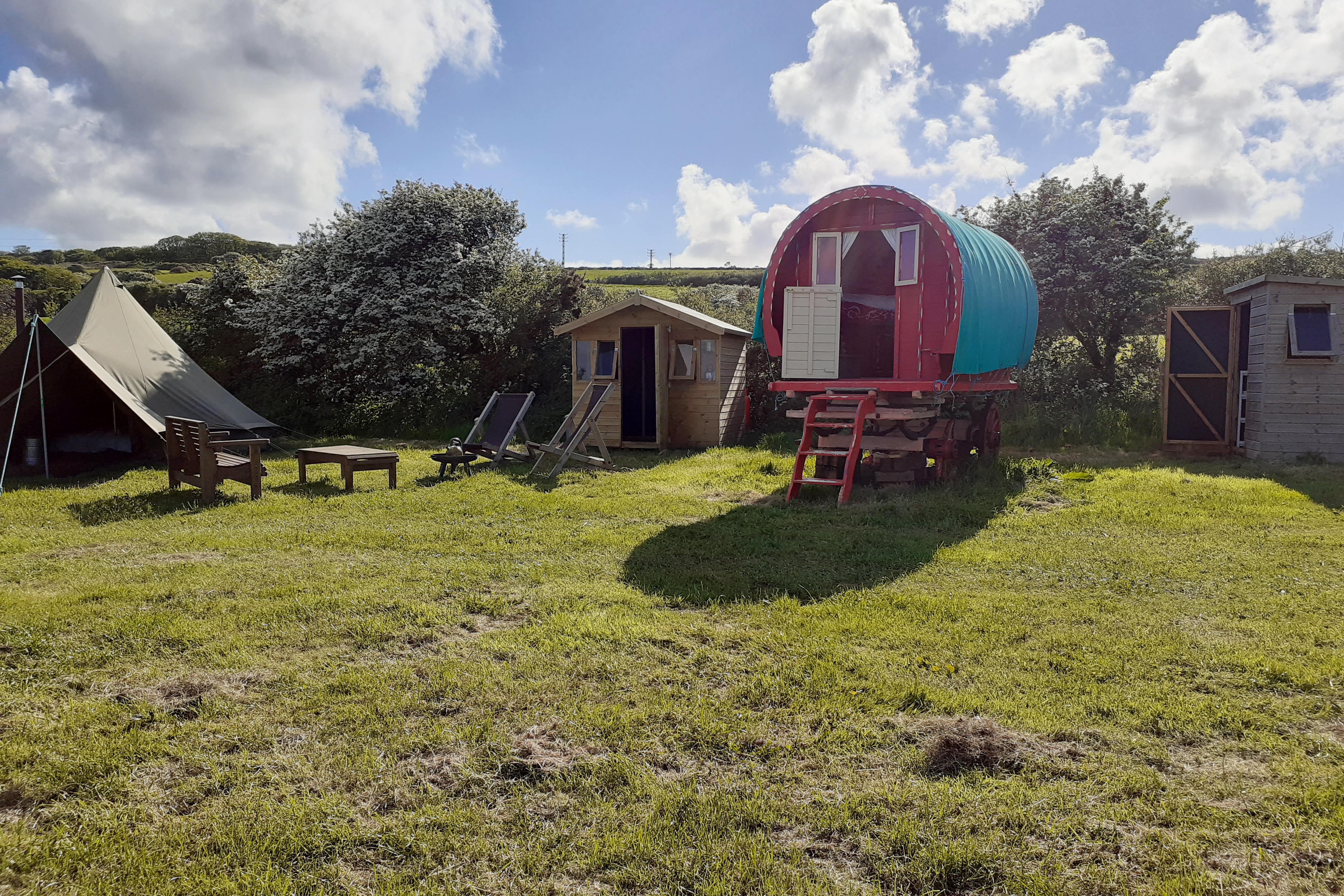 *Gypsy Caravan *Bell Tent *Secluded*Farmstay