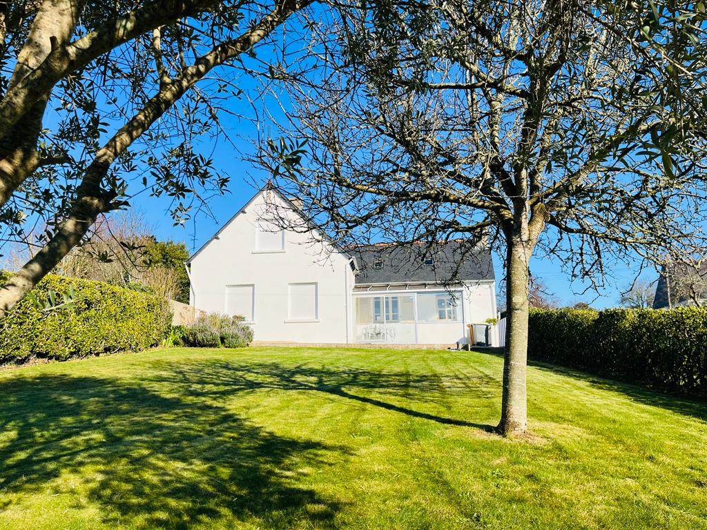 New Breton House 300m from the Sea