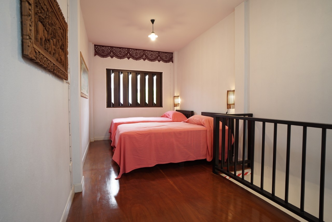 Loft by Huen Srisuphan