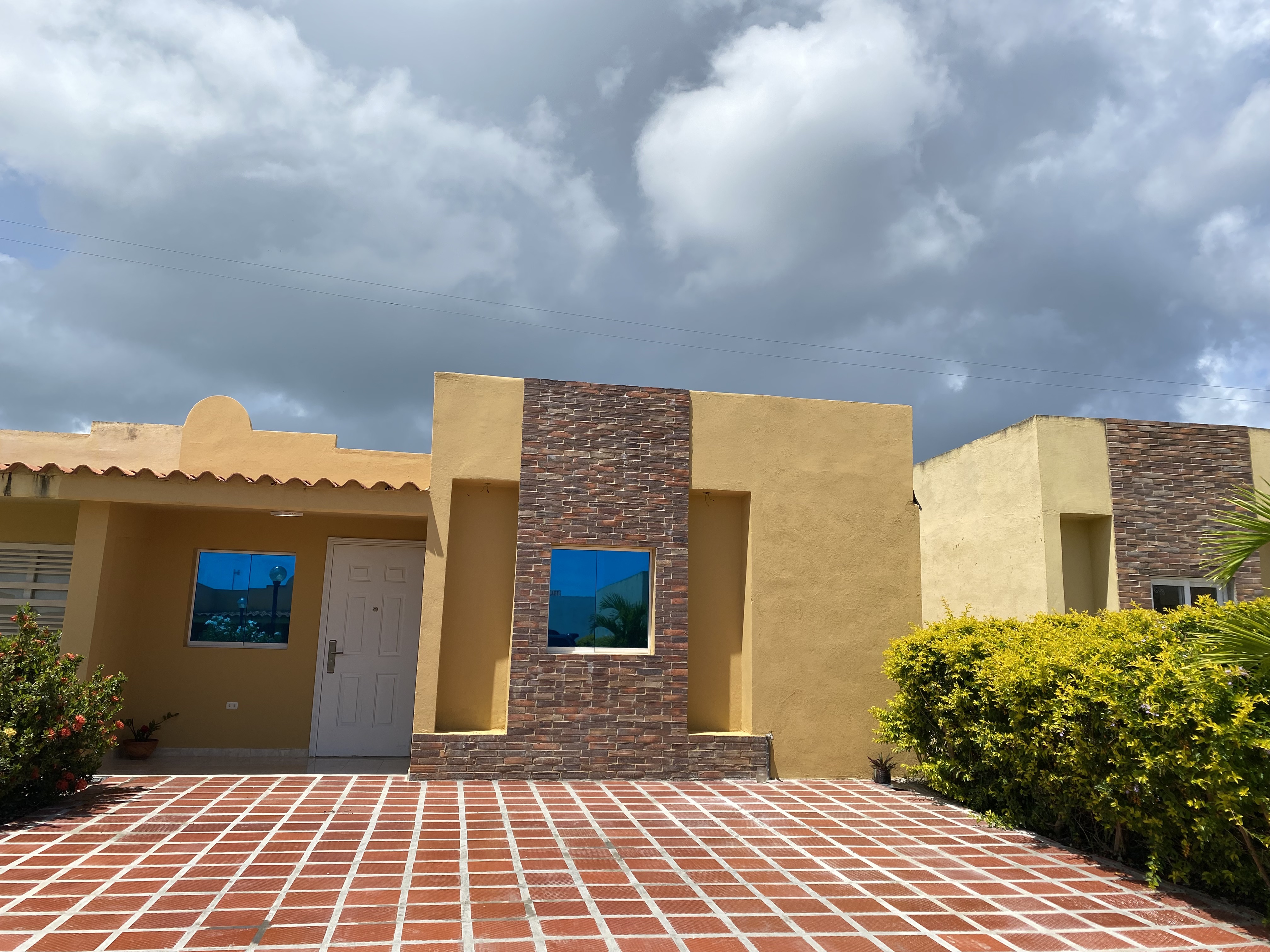 House for Vacation Season Rentals