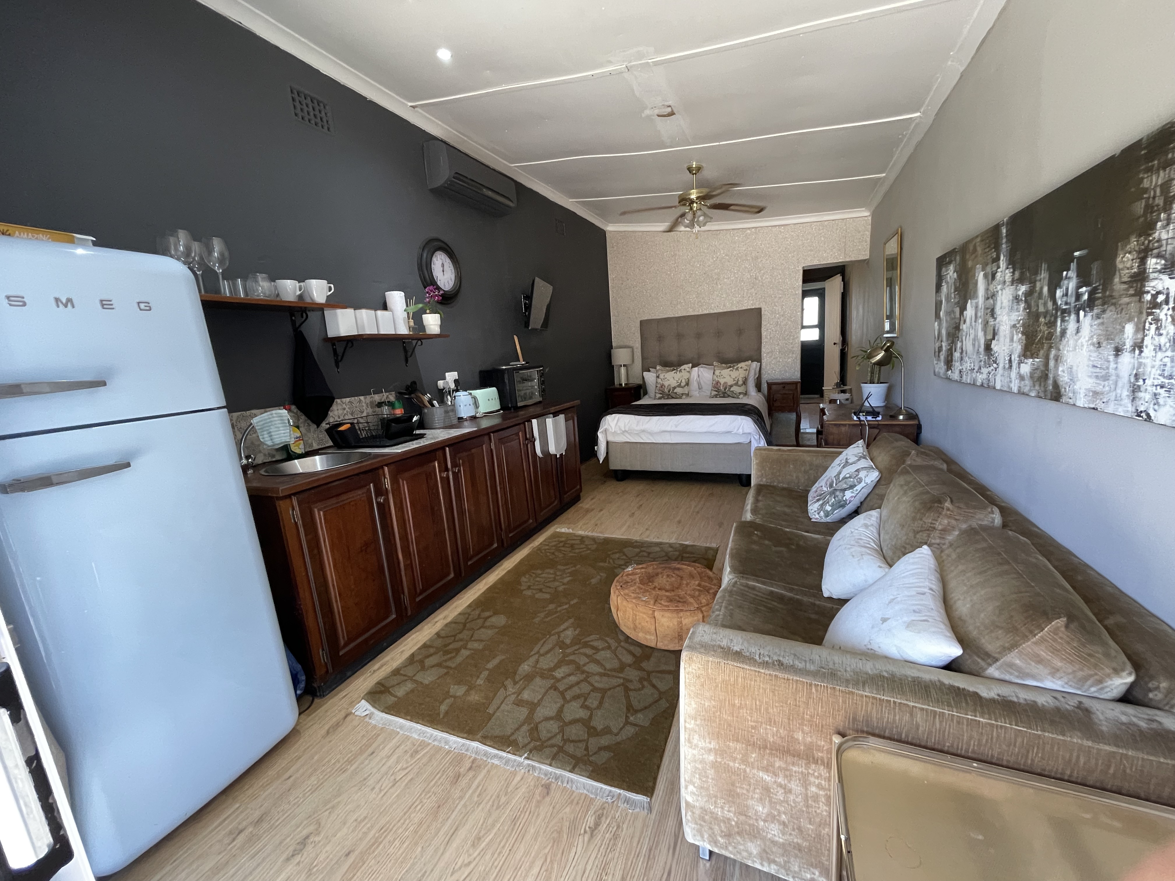 Beautiful Bachelor’s flat.