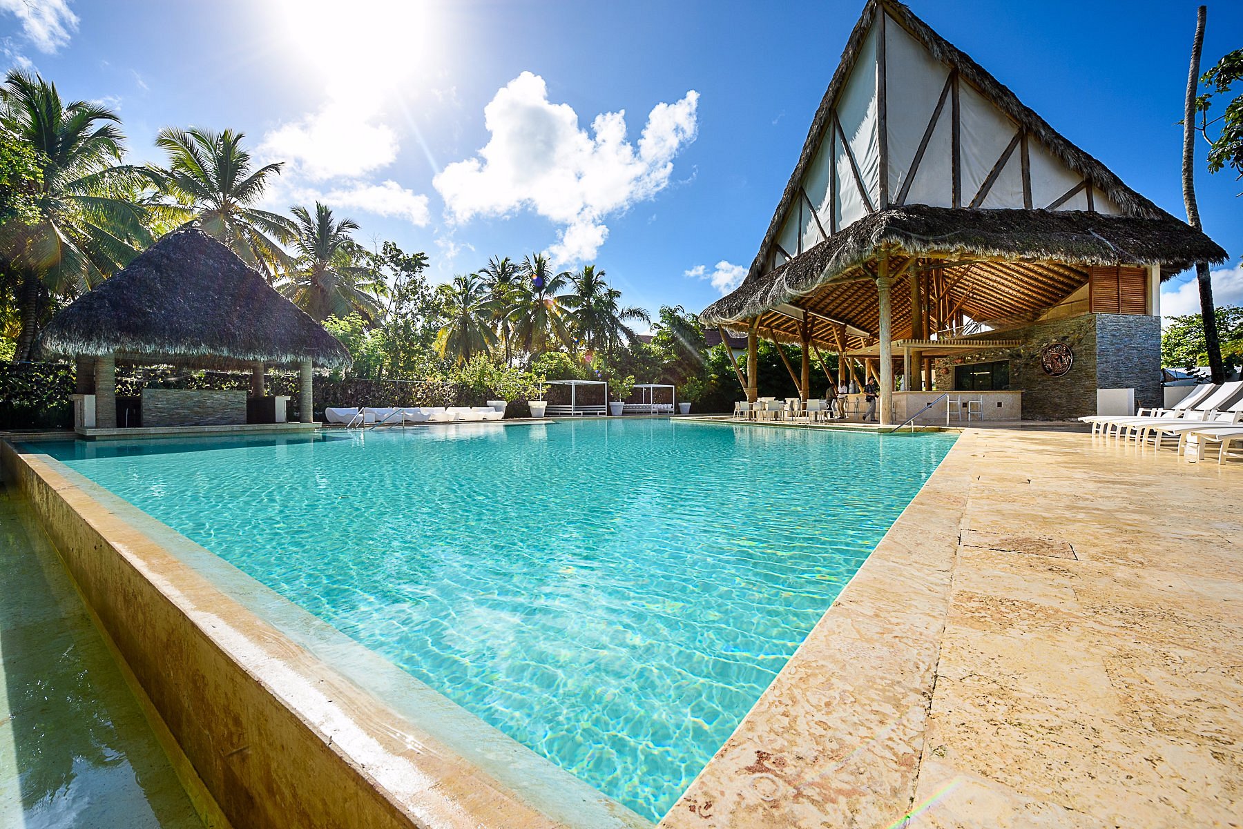 El Portillo Residences Suite