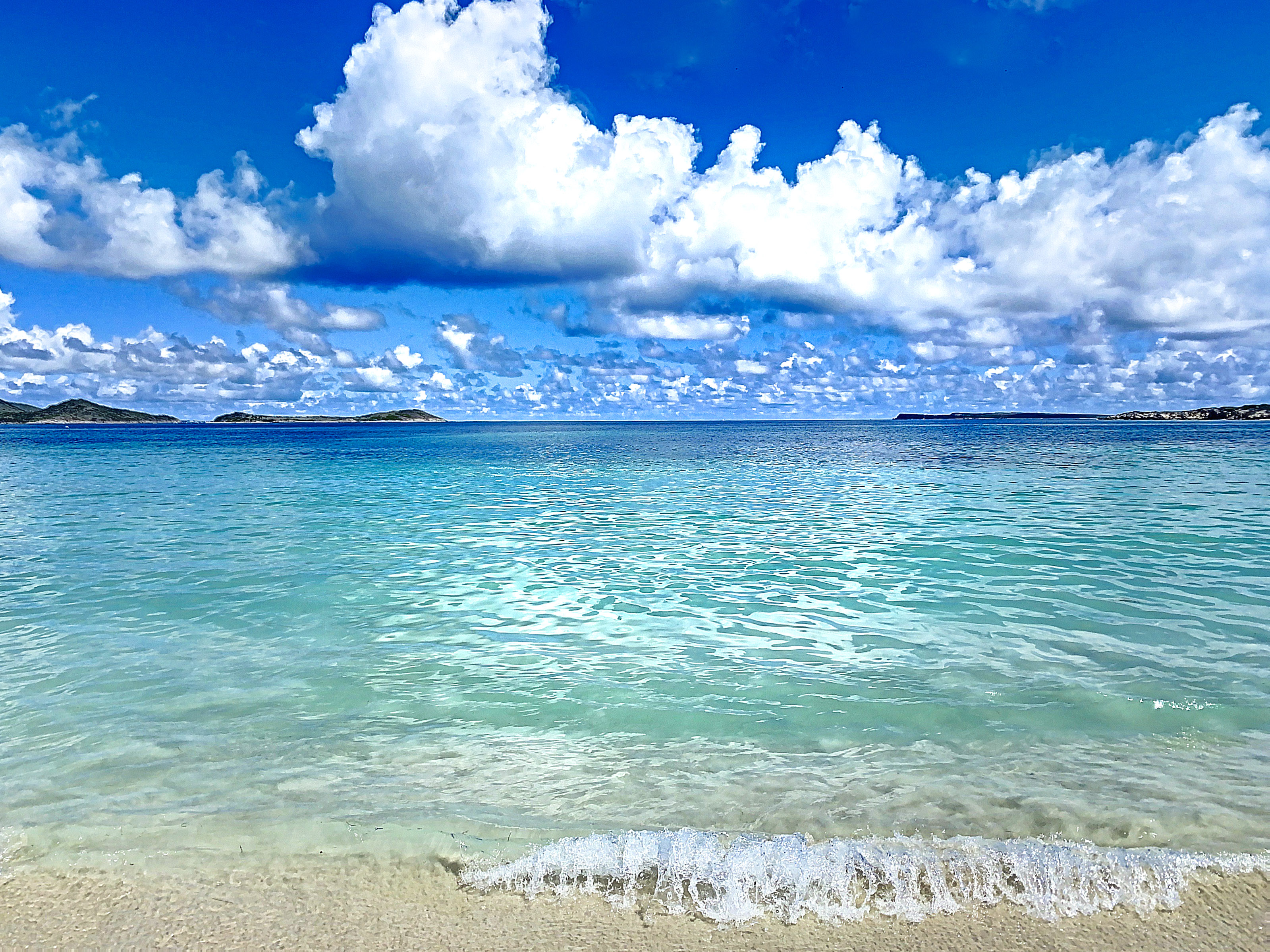 The Beach, central 50m to Orient Bay Beach