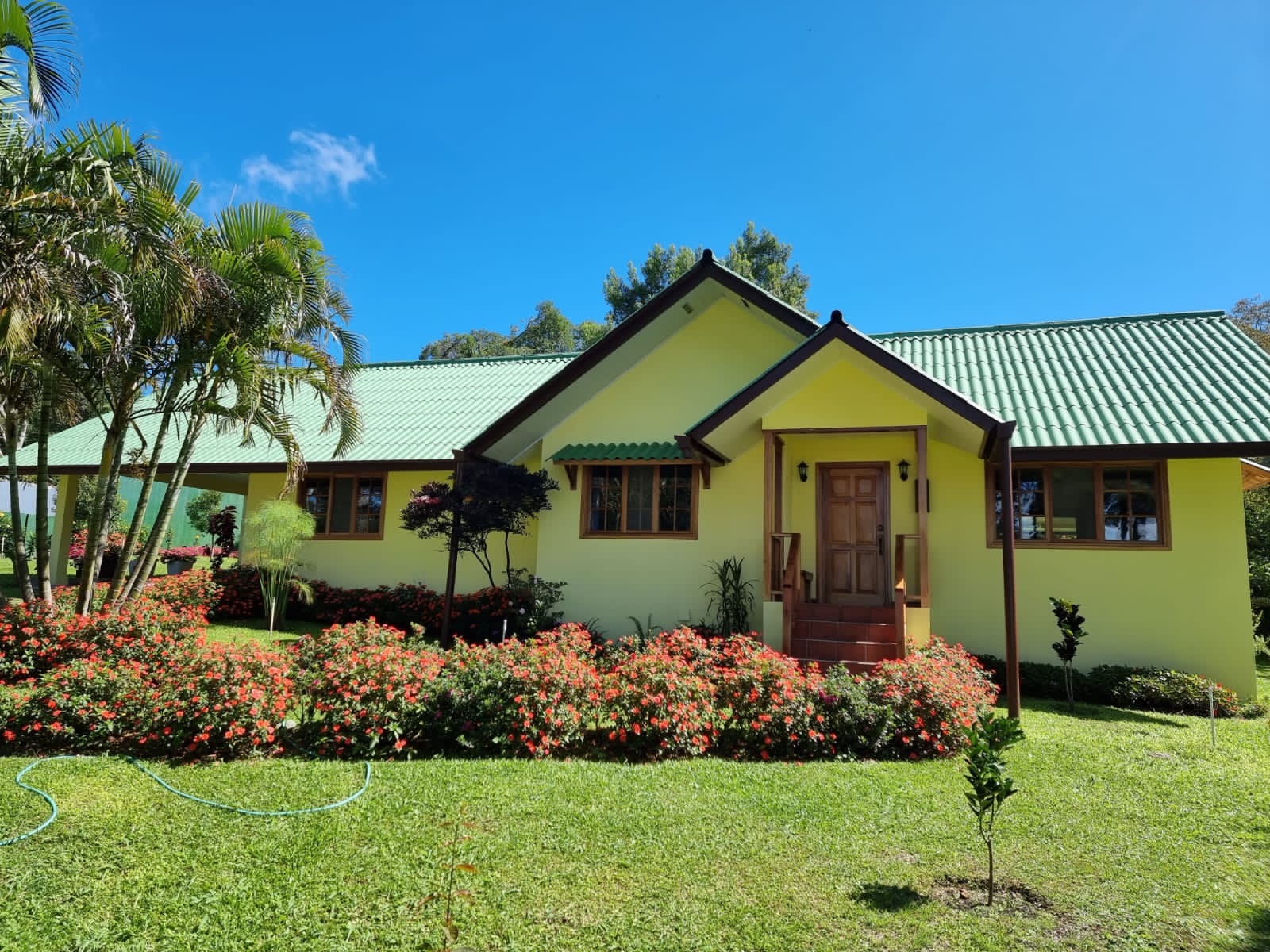 Home sweet Home 1 and experience Boquete.