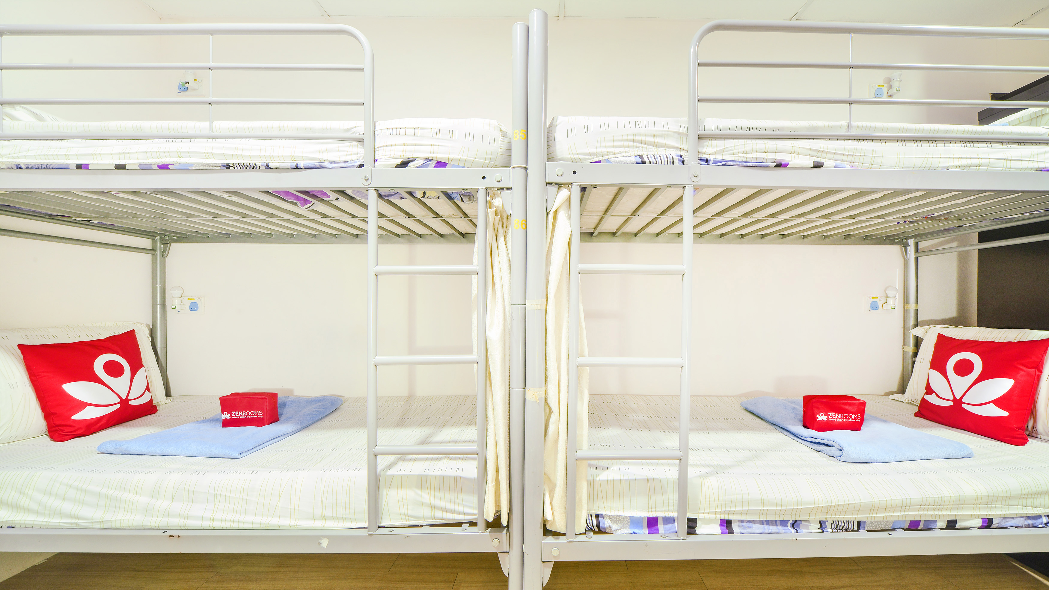 9 bed mixed dorm (1) in Hostel