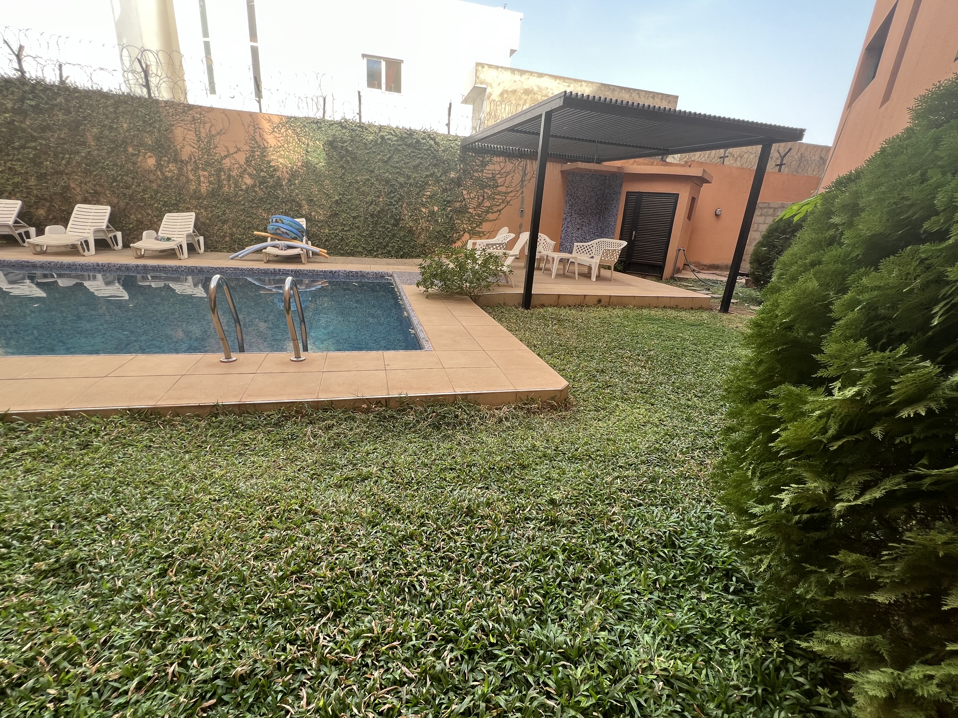 3 room apartment furnished pool-R0