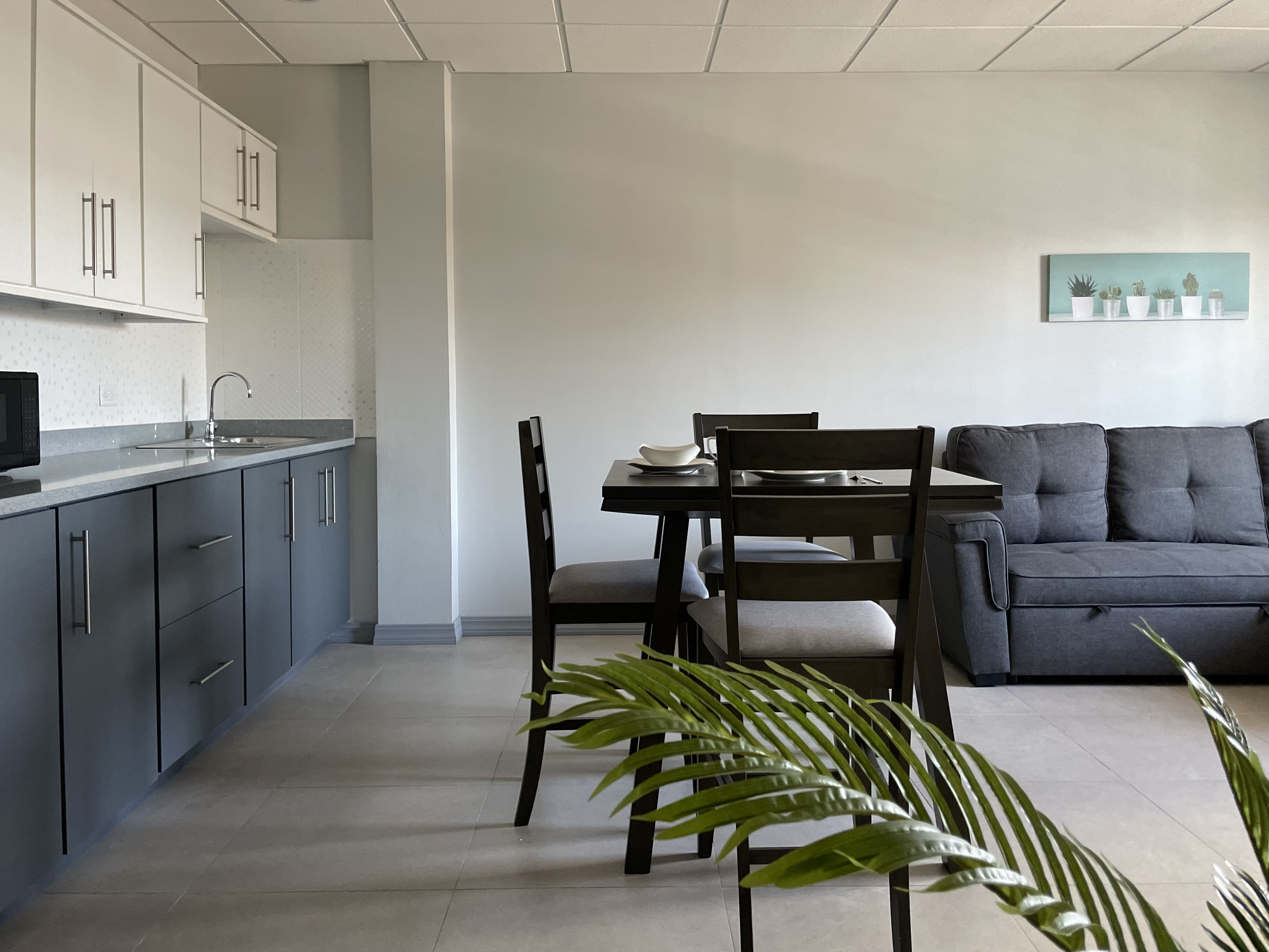 #2 Stylish Centrally Located Apartment