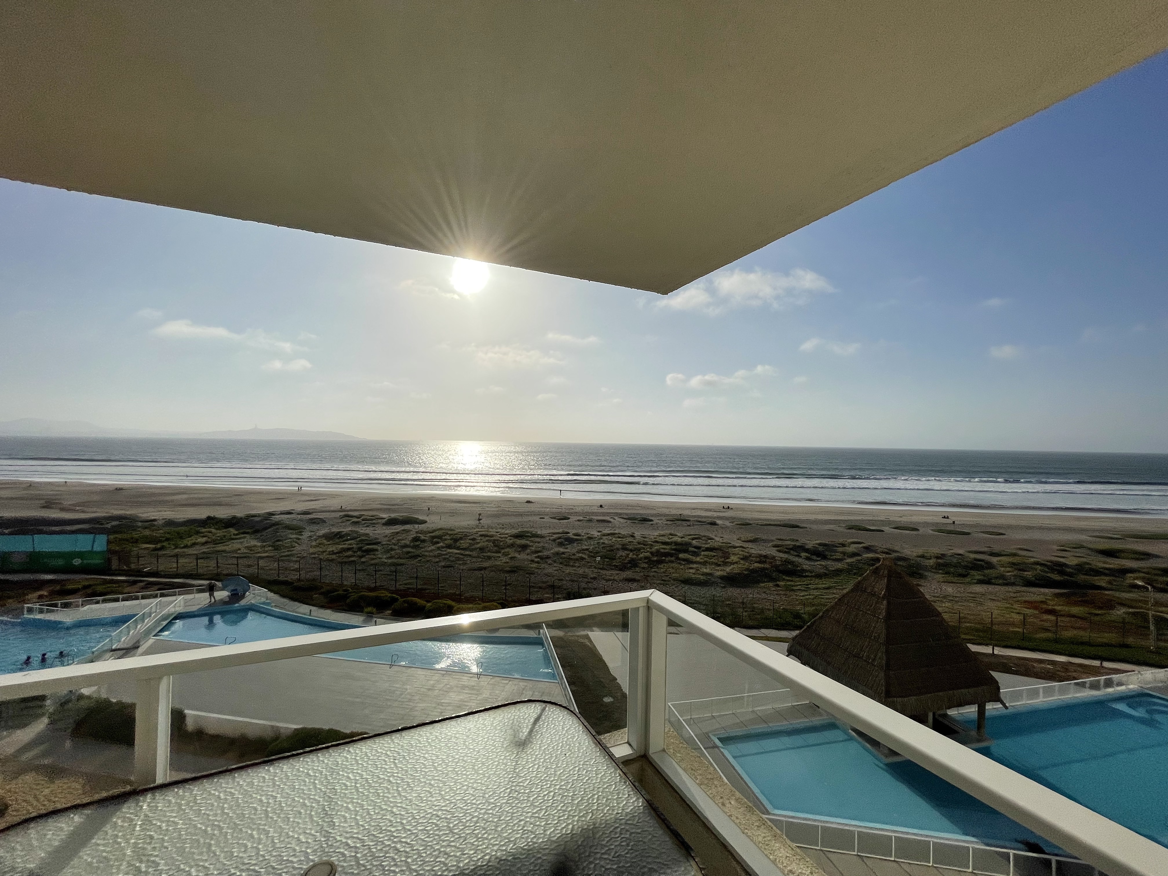 Apartment overlooking the beach