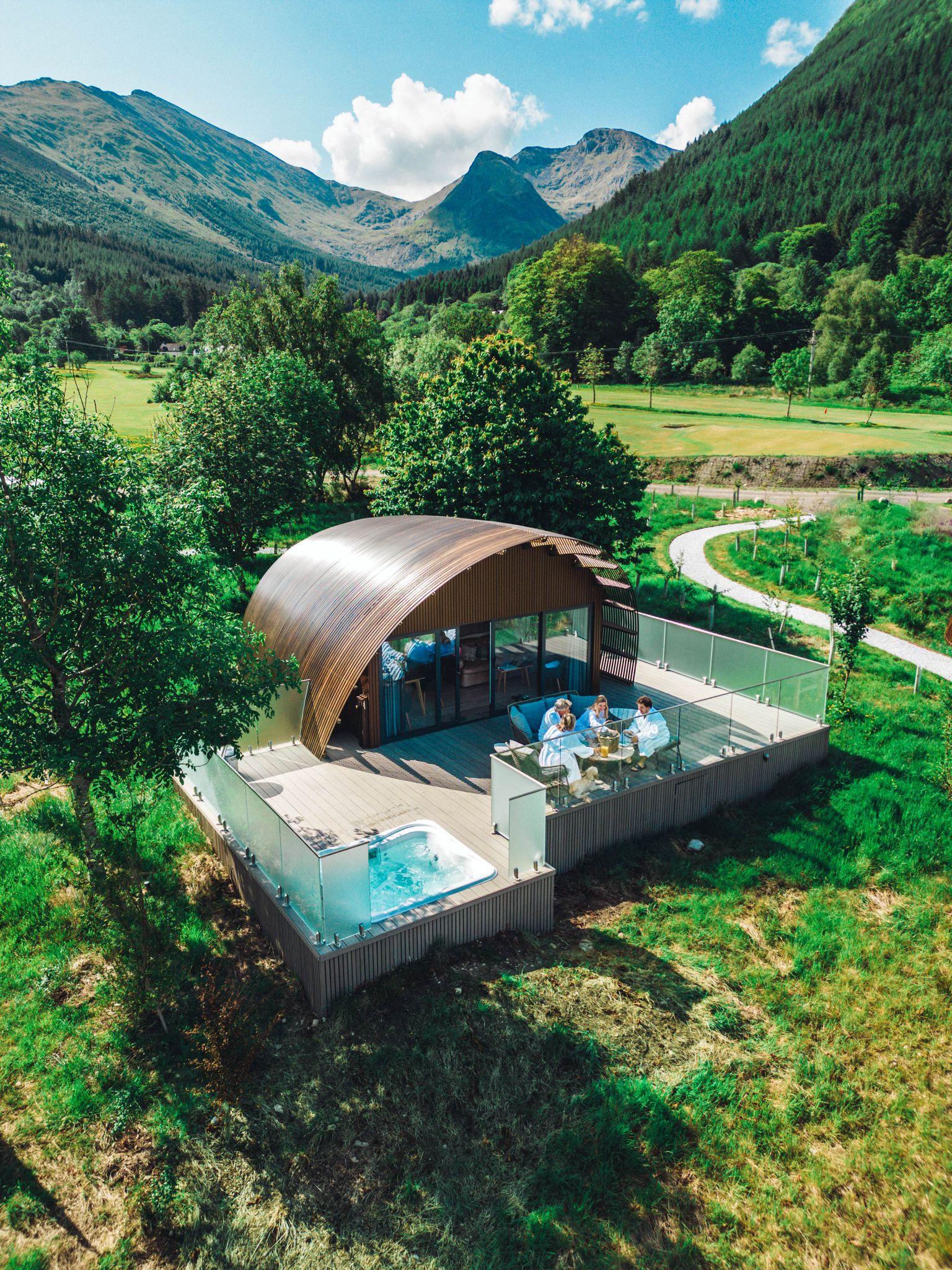SeaBed Luxury Lookout with Hot Tub 