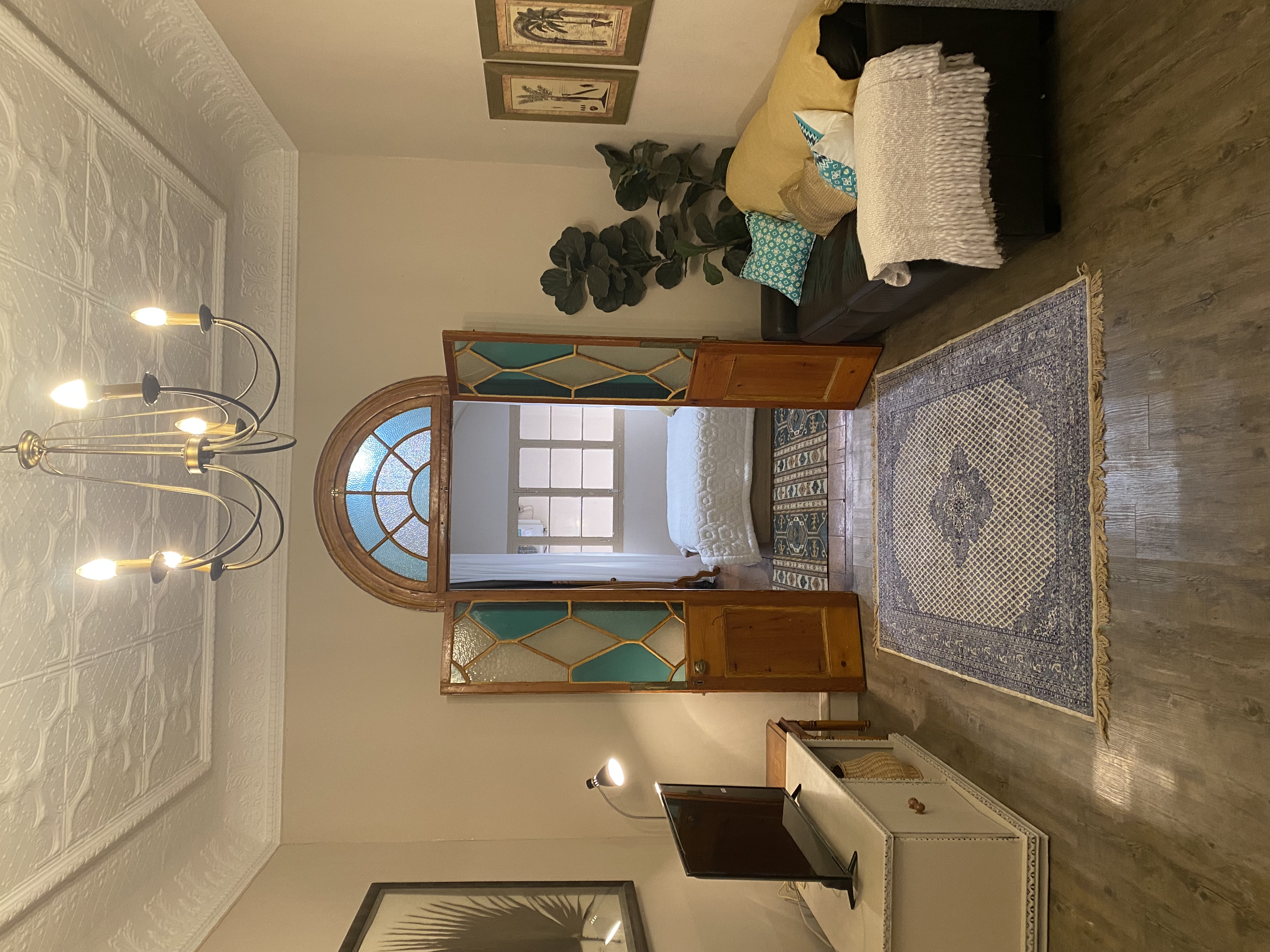 Elegant one bedroom period flat